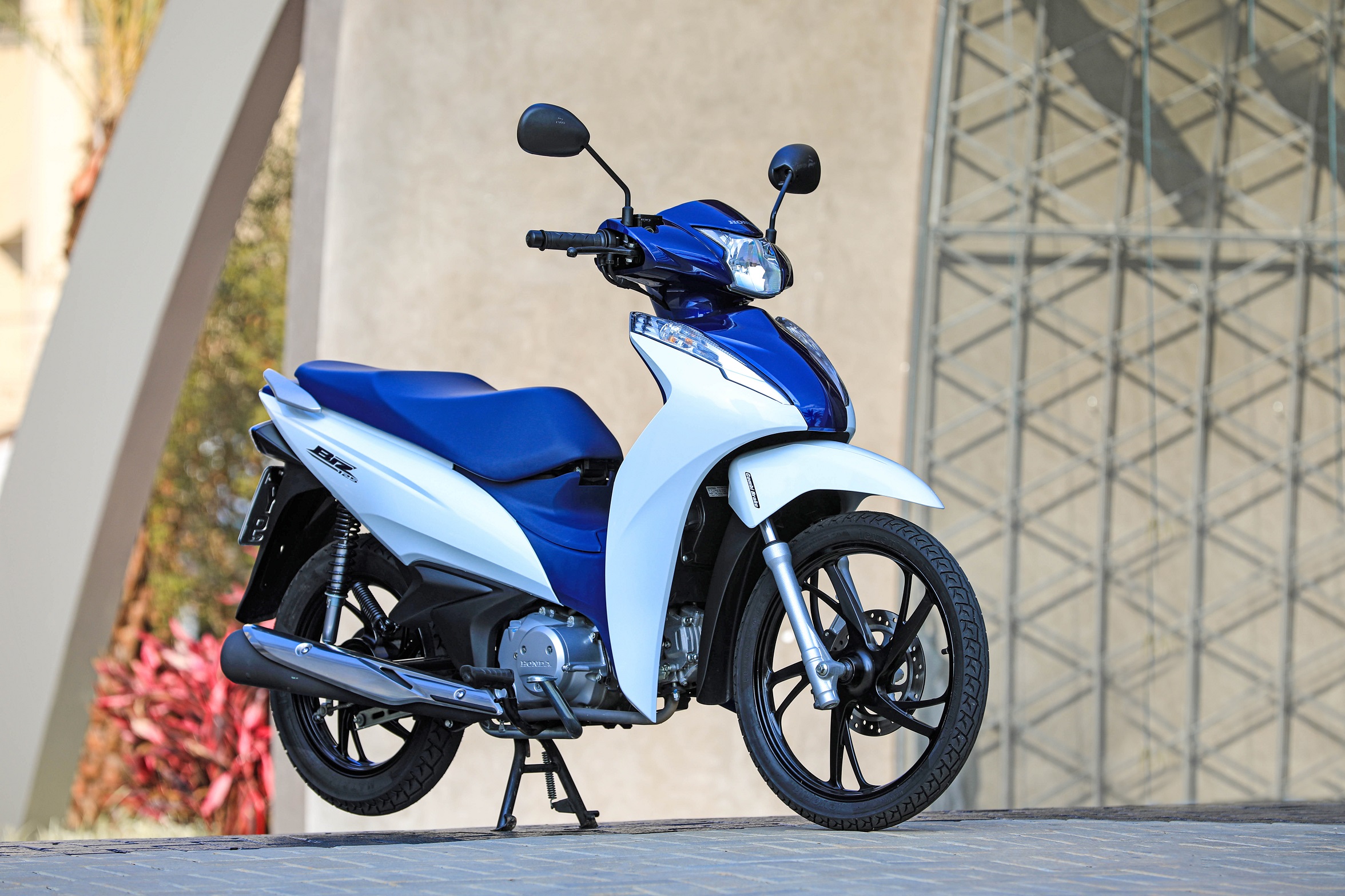 4. Honda Biz 2022 (5)