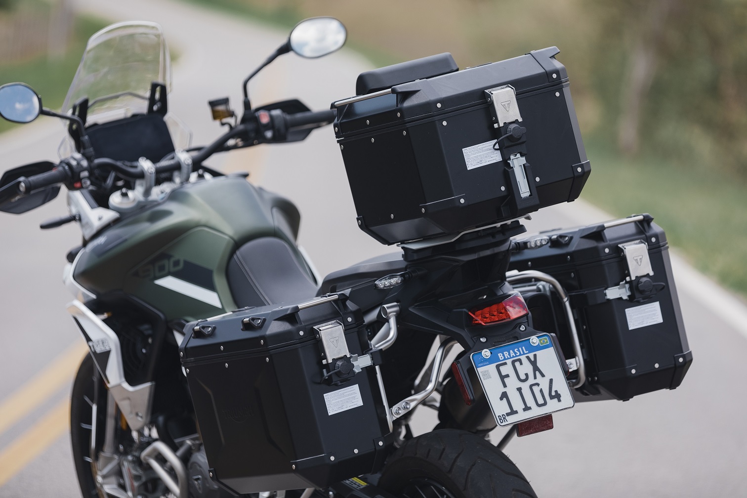 Triumph Tiger 900 Touring (3)