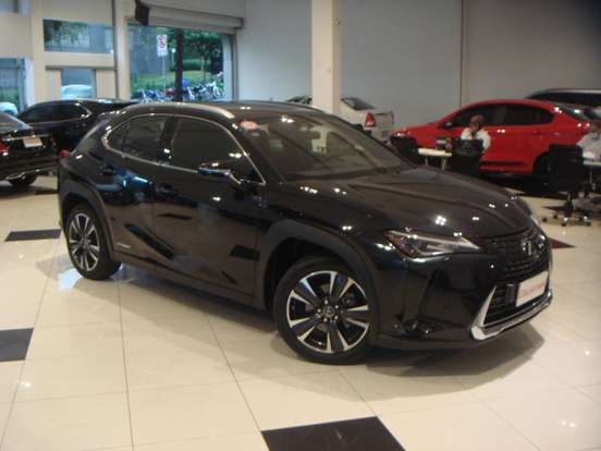 Lexus UX 250h