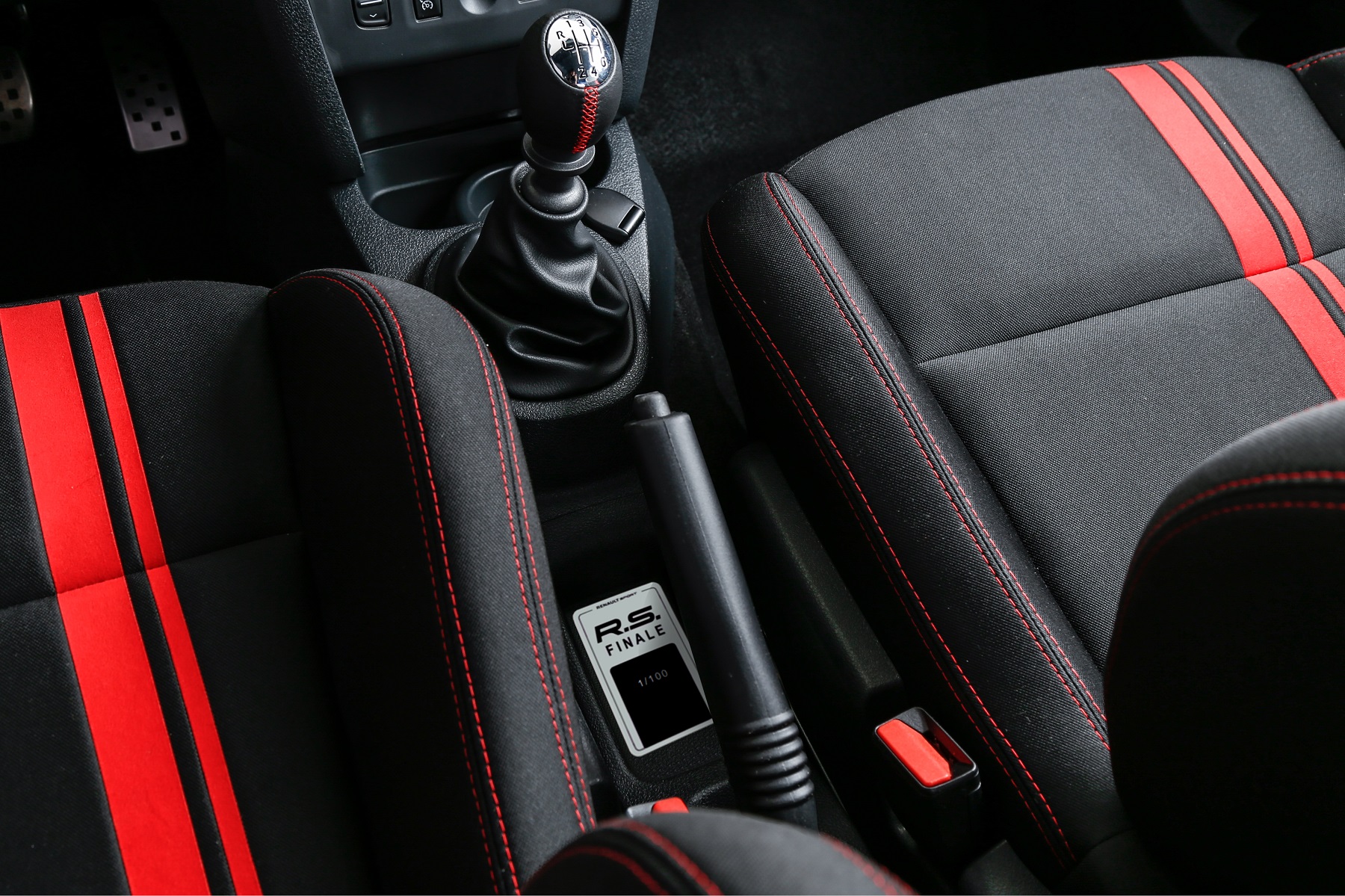 Renault Sandero Rs Se Despede Com Kit (1)