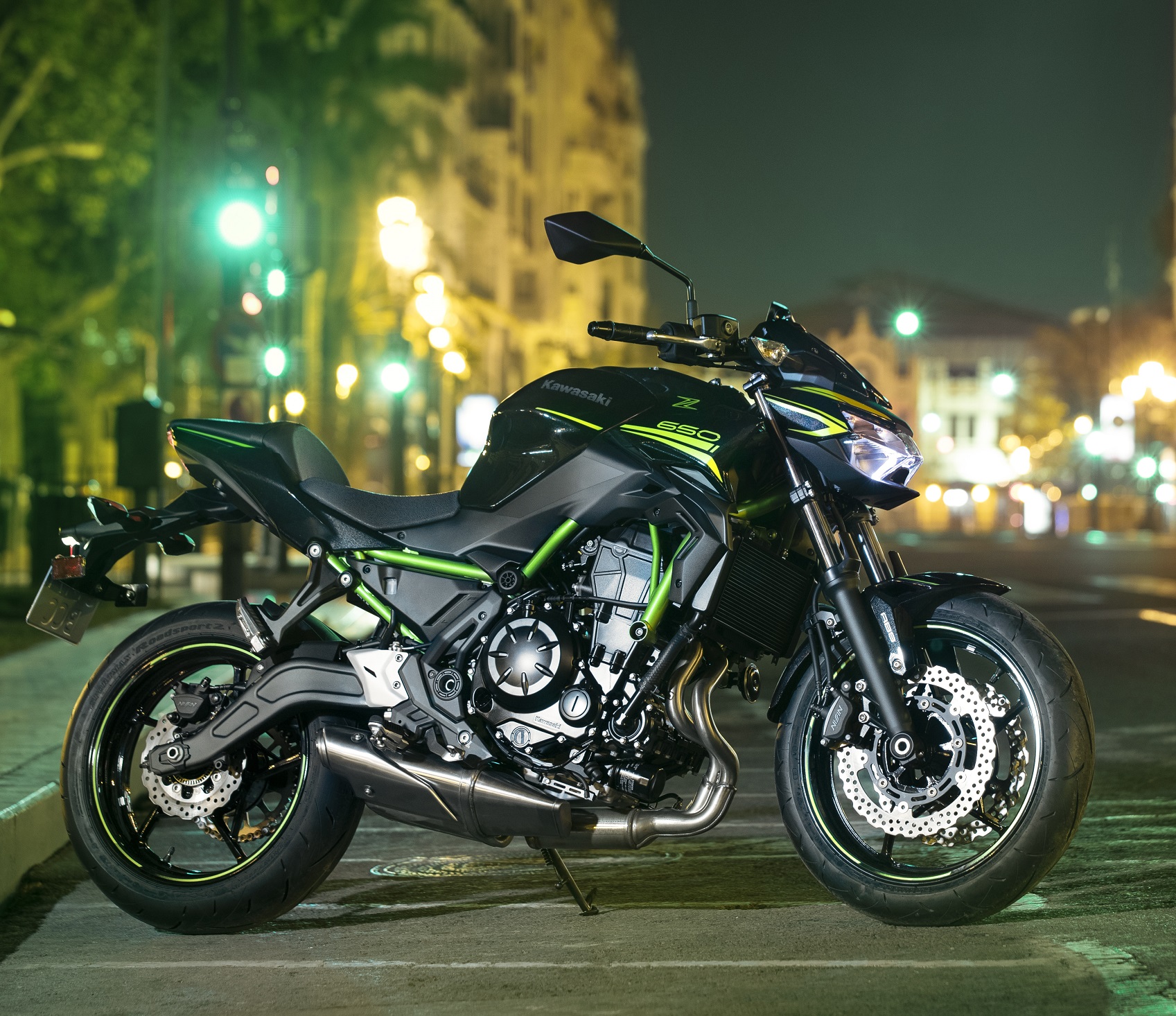 Kawasaki Z650 (24) moto naked