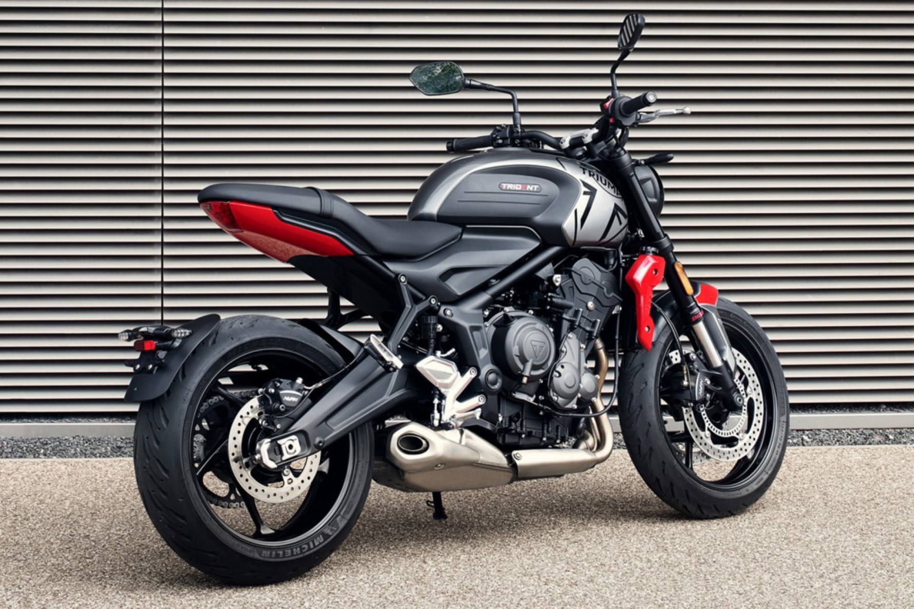 Triumph Trident 660 (6) moto naked