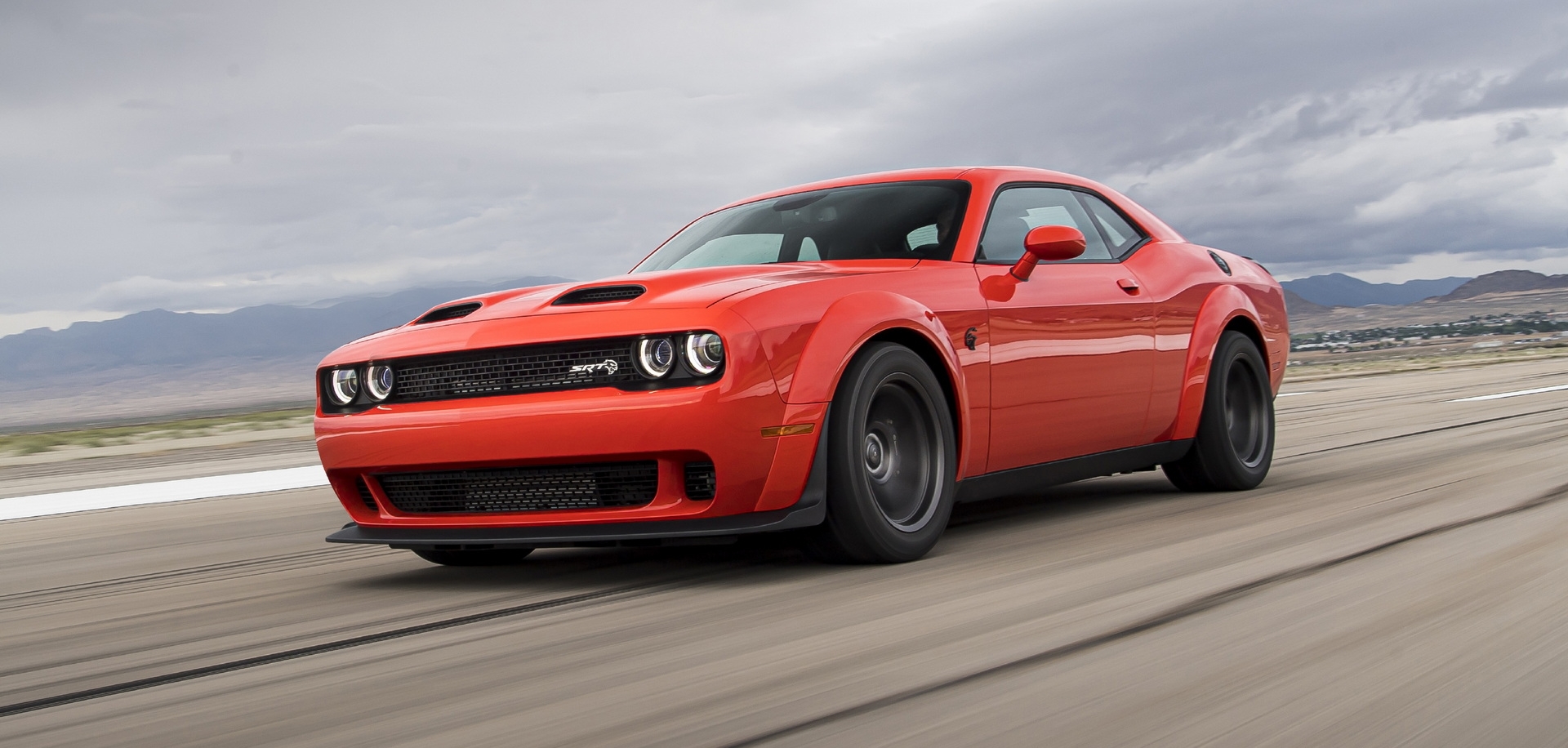  Dodge Challenger vendeu quase duas mil unidades a mais do que o Mustang em 2021