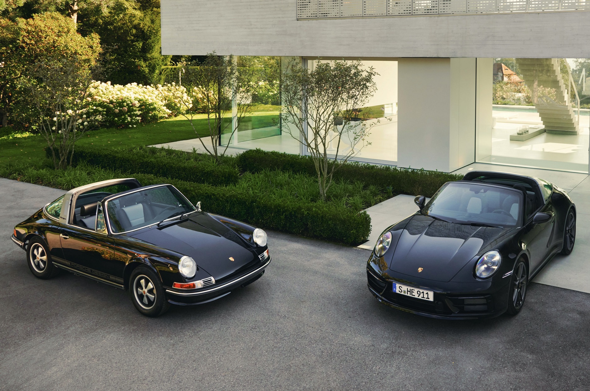 22 Targa 911 Hand 00118 V03