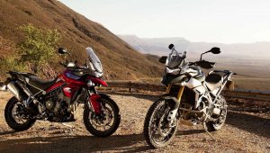 Triumph Tiger 900 Duas