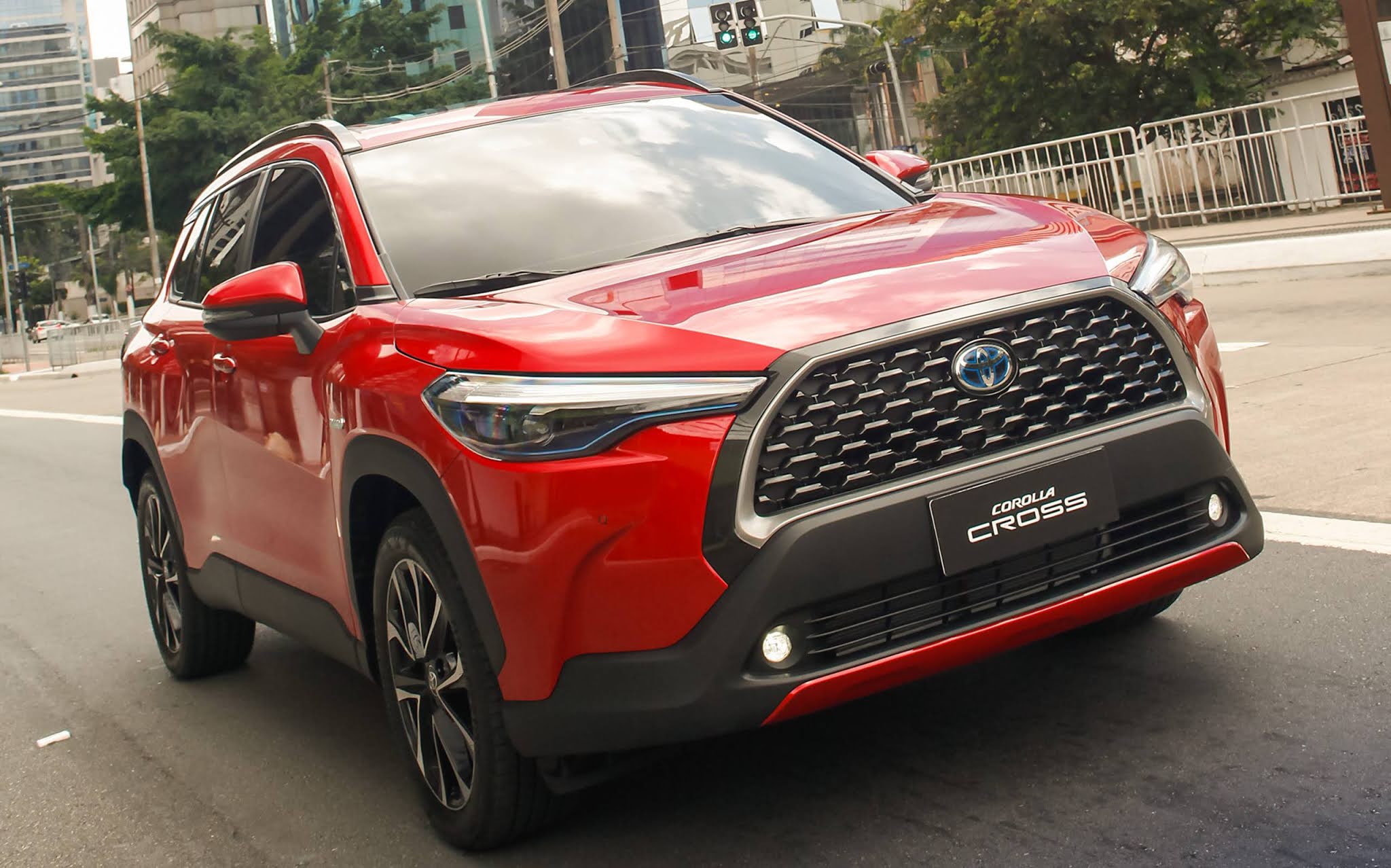 1. Toyota Corolla Cross Hybrid 2022