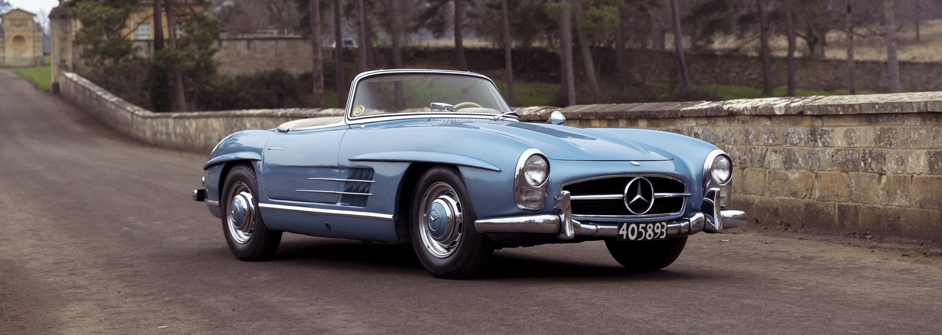  Mercedes-Benz 300 SL Roadster que foi de Fangio rodou 72.951 quilômetros e atualmente está na Suíça