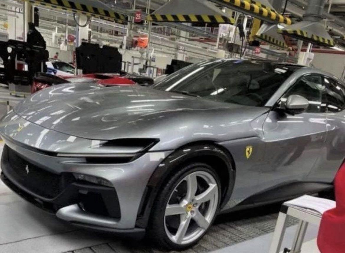 Ferrari Purosangue Flagra (3)