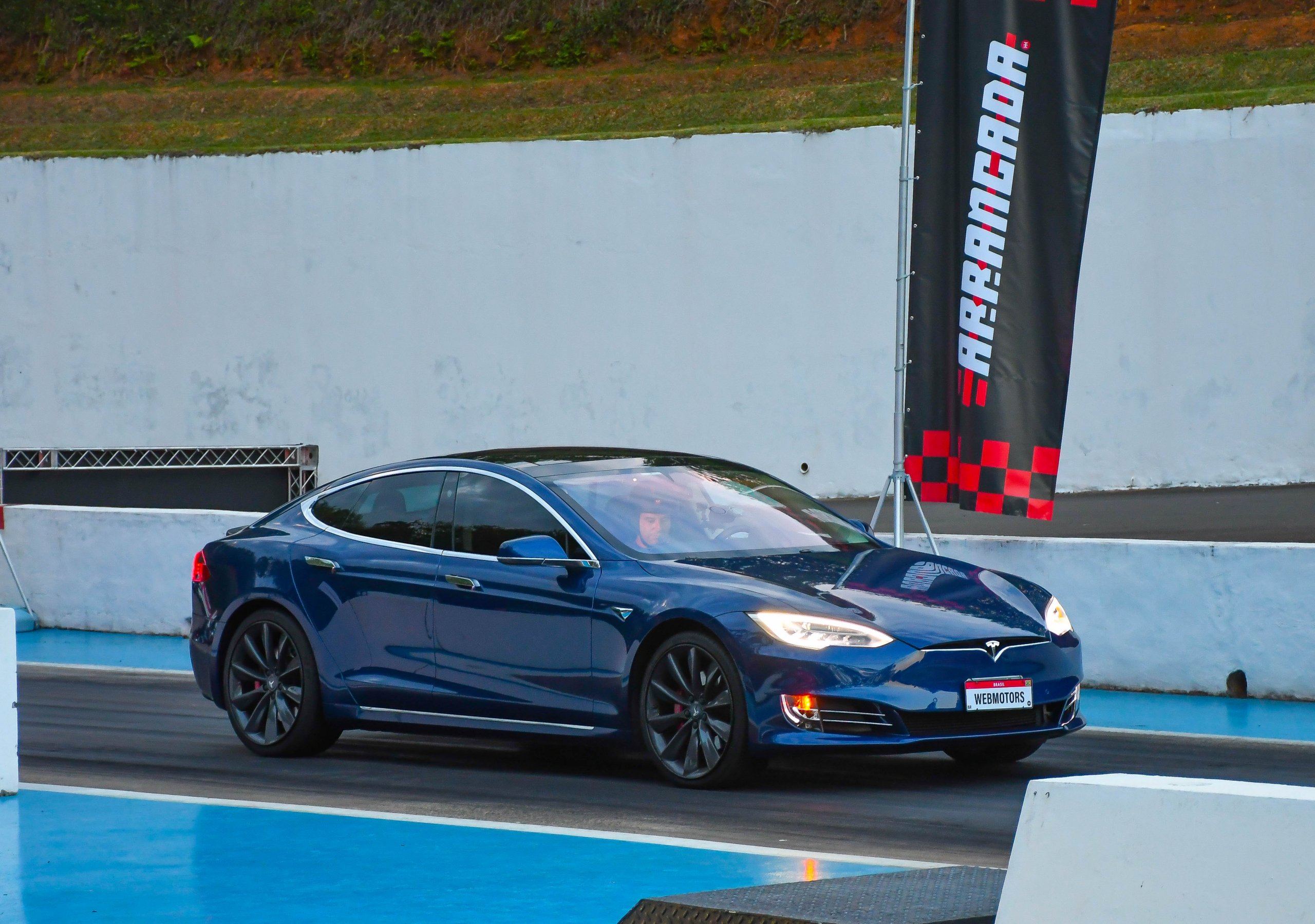 Evento Arrancada 6320 Tesla Model S