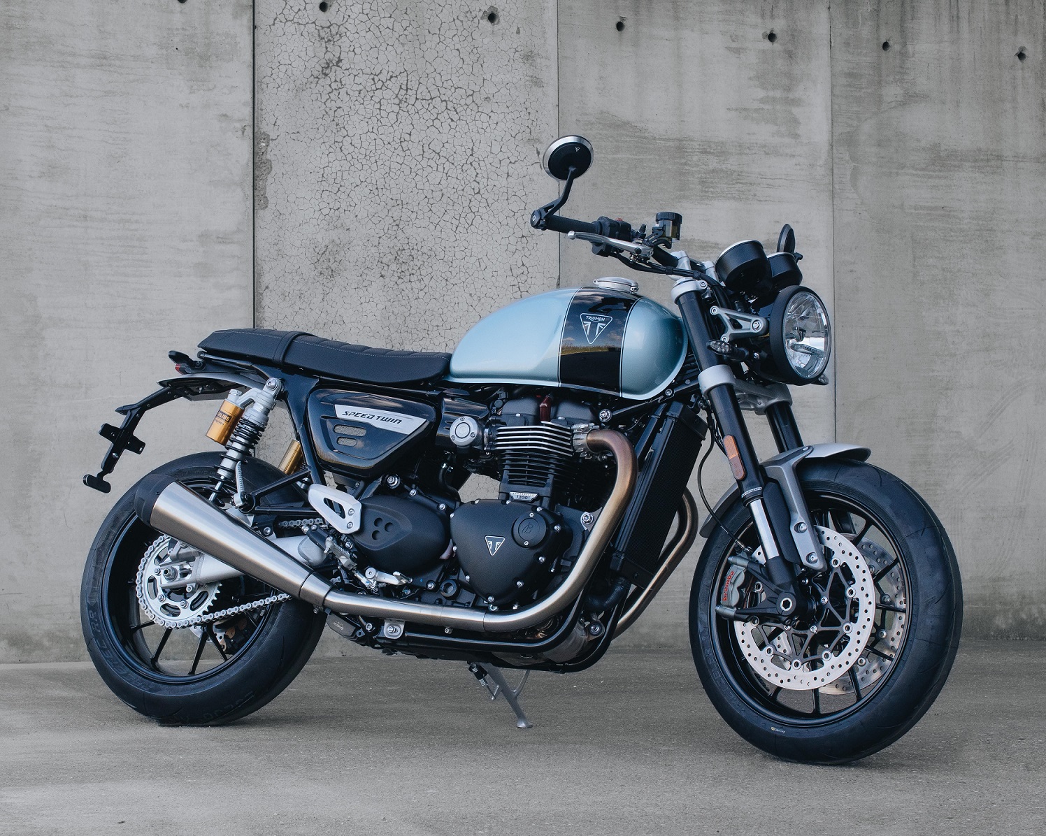 Triumnph Speed Twin Breitling Limited Edition (9) Triumph