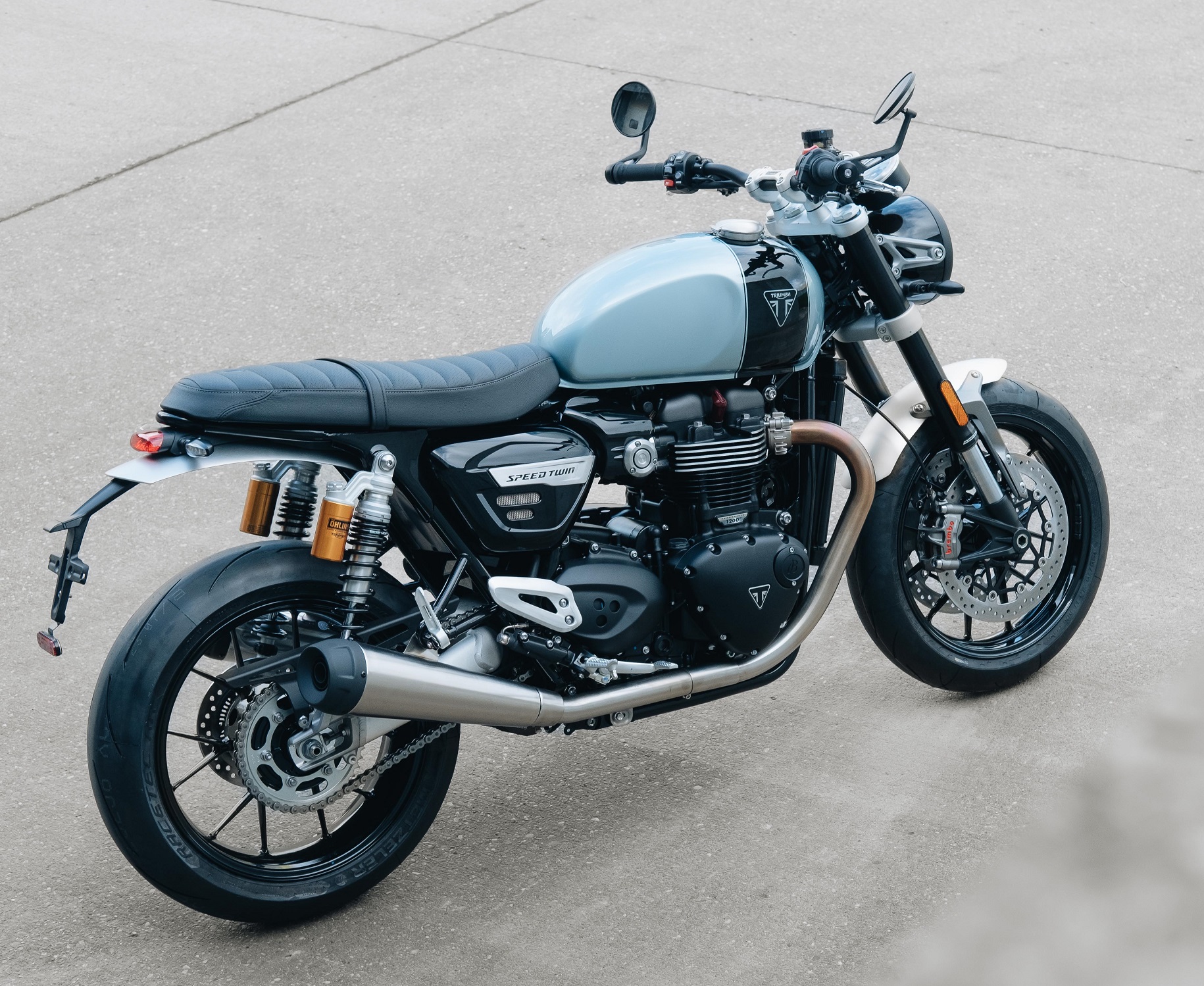 Triumnph Speed Twin Breitling Limited Edition (8)