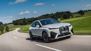 Com 523 Cv Ix Tem Desempenho Instigante Com 0 A 100 Kmh Em 46 S Na Versão Xdrive50