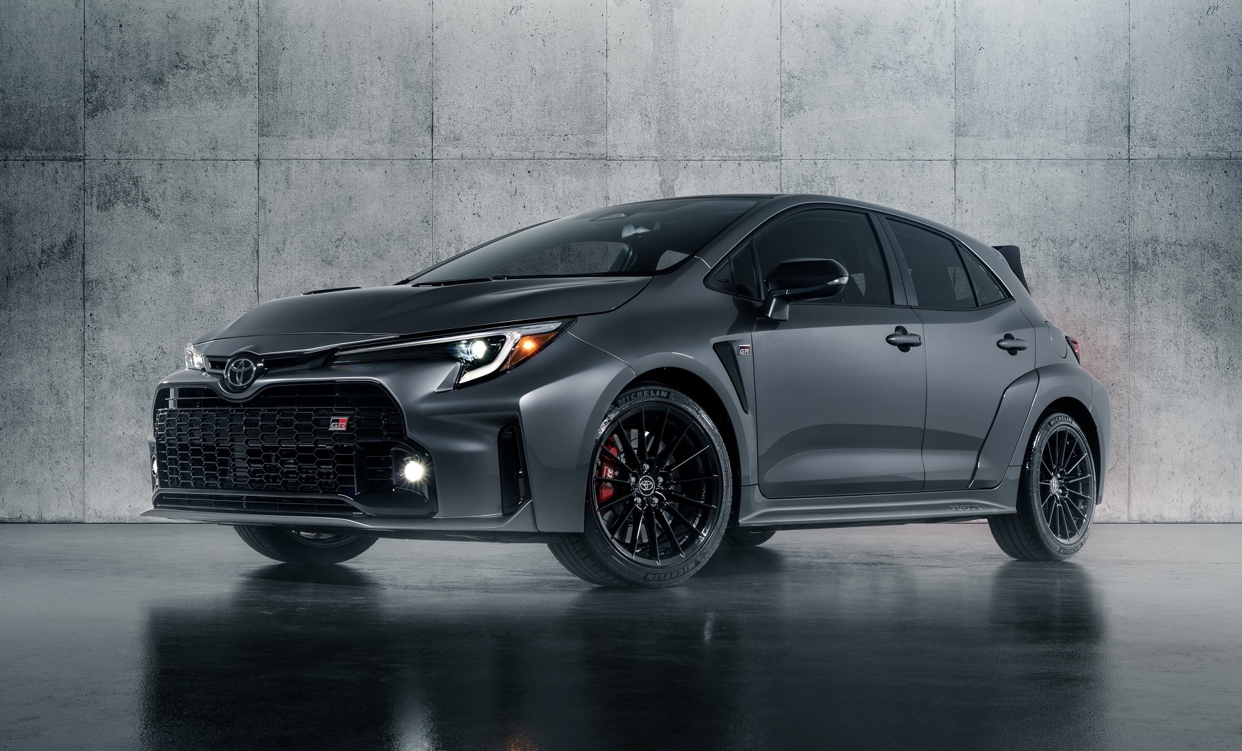 My23 Gr Corolla Circuit Edition 01