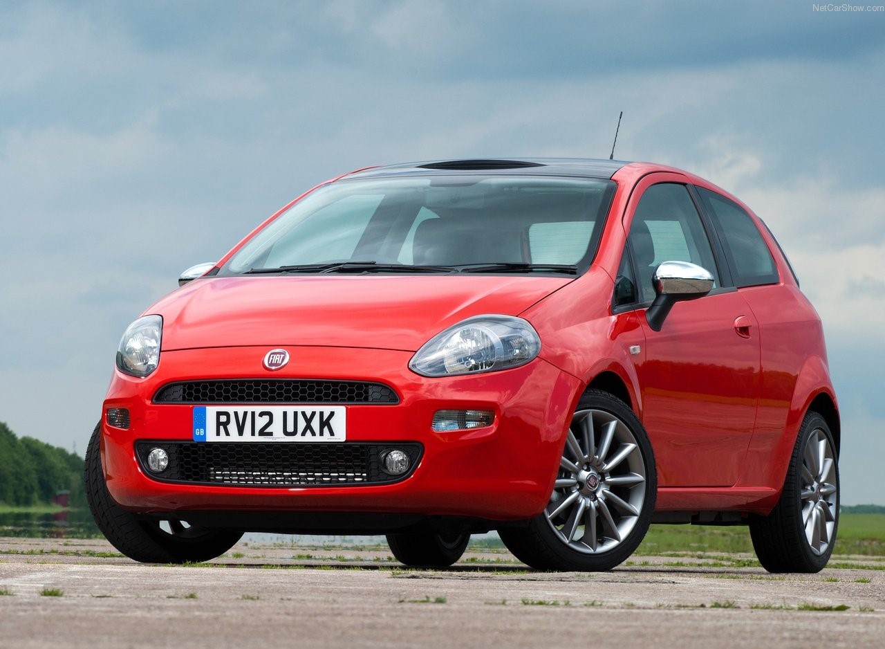 Fiat Punto 2012 1280 01