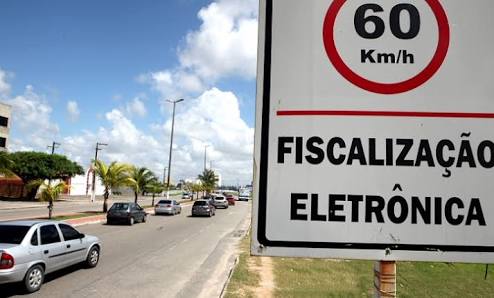  Condutor deve ser avisado quando câmeras de monitoramento forem usadas na fiscalização