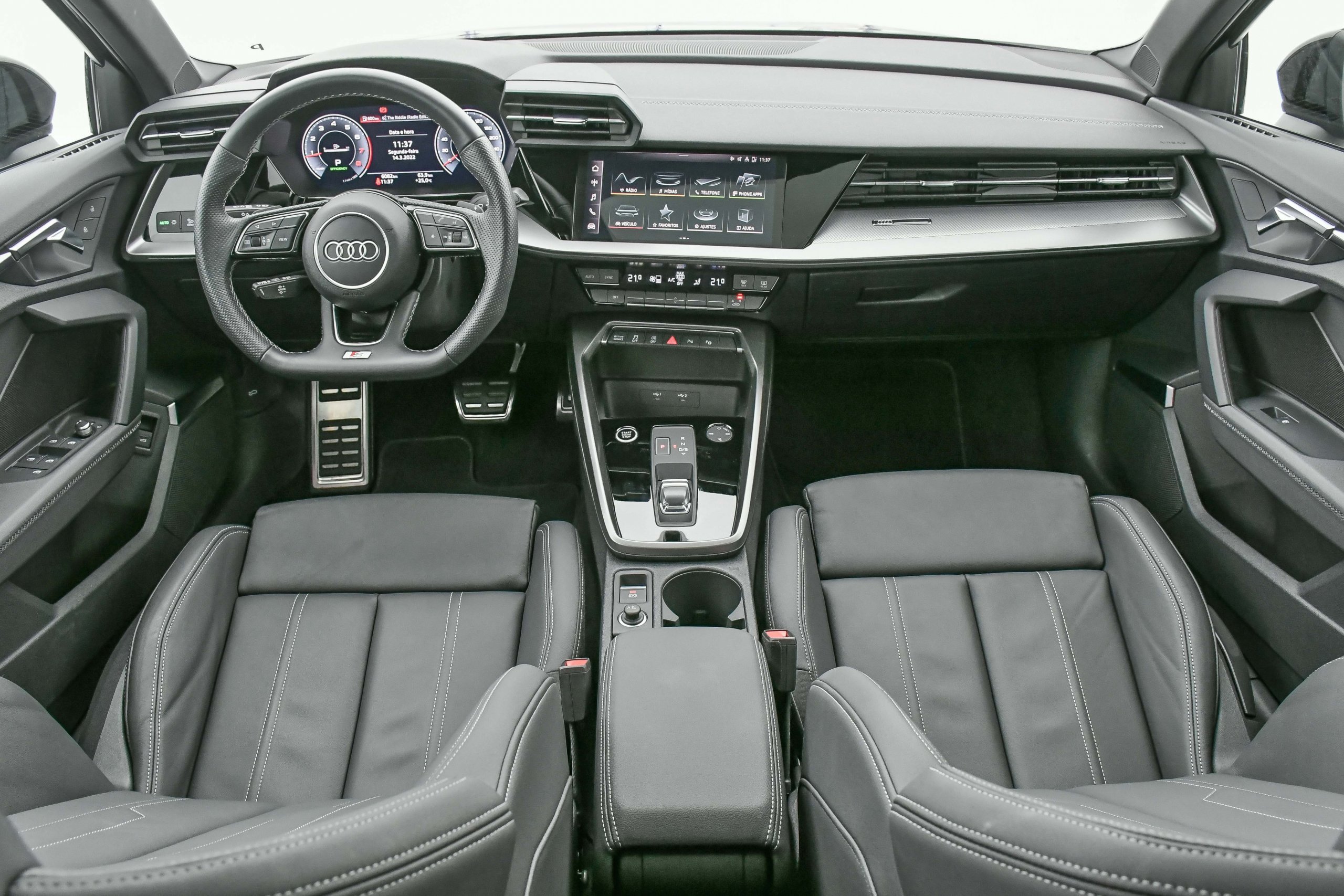 Audi A3 Sedan Performance Black S Tronic 7578