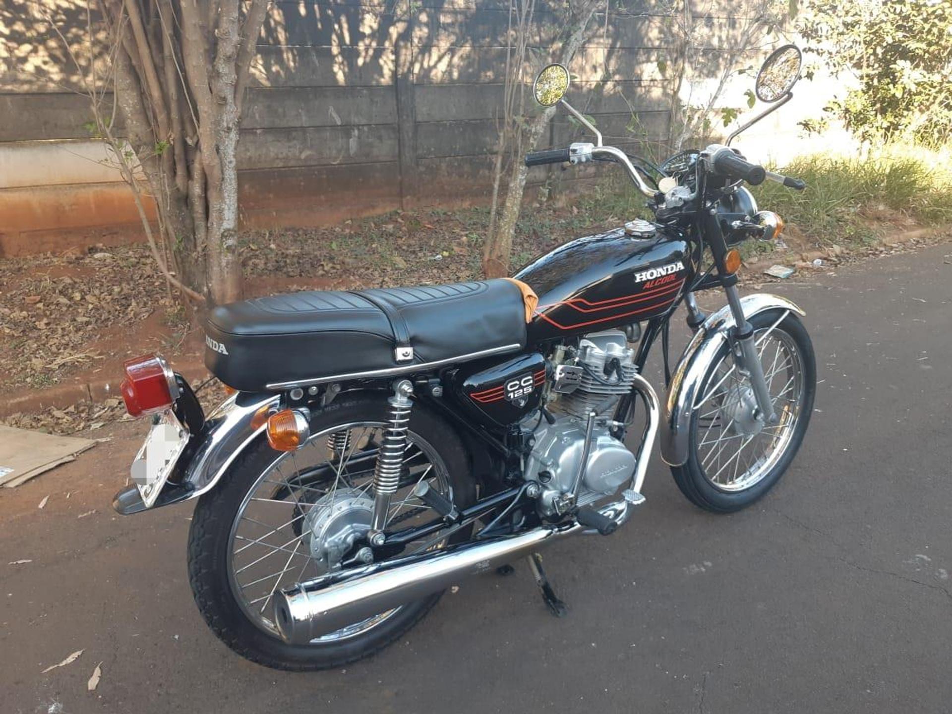 Honda CG 125 é moto clássica mais vendida na OLX; confira o