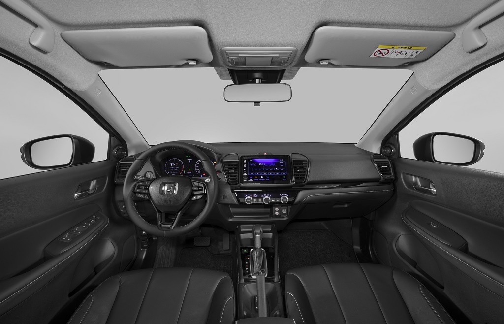  O acabamento interno do Honda City se destaca pelos materiais de qualidade das peças
