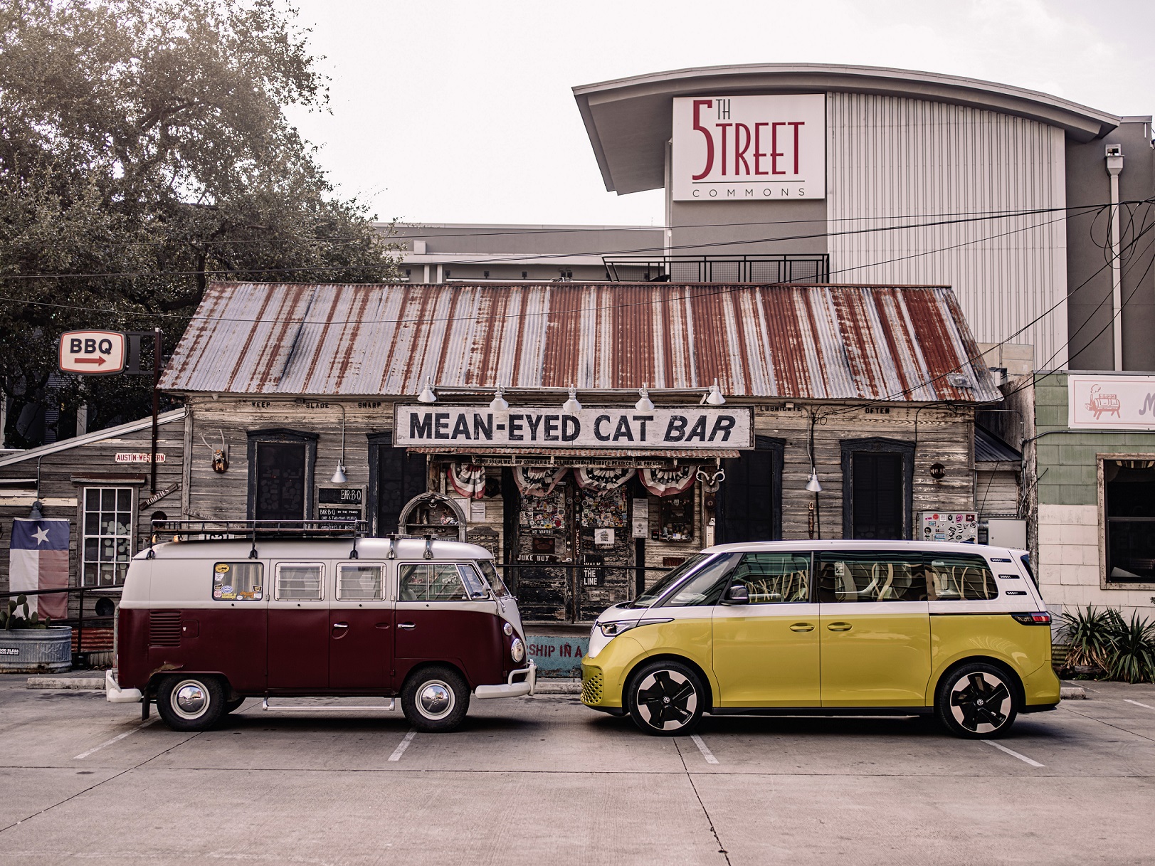 Volkswagen Id. Buzz And T1