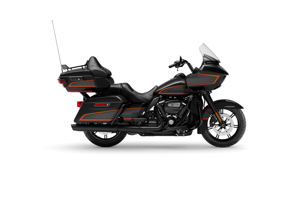 Harley-Davidson Road Glide Limited Black Apex