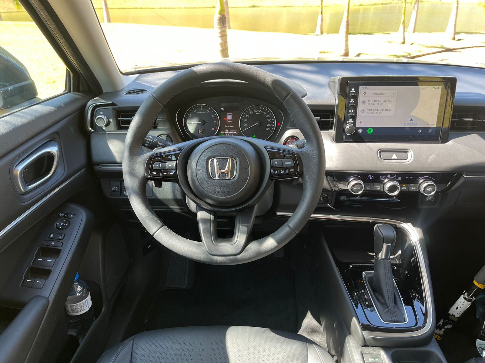 Honda HRV EXL anda bem, bebe pouco e vem completo