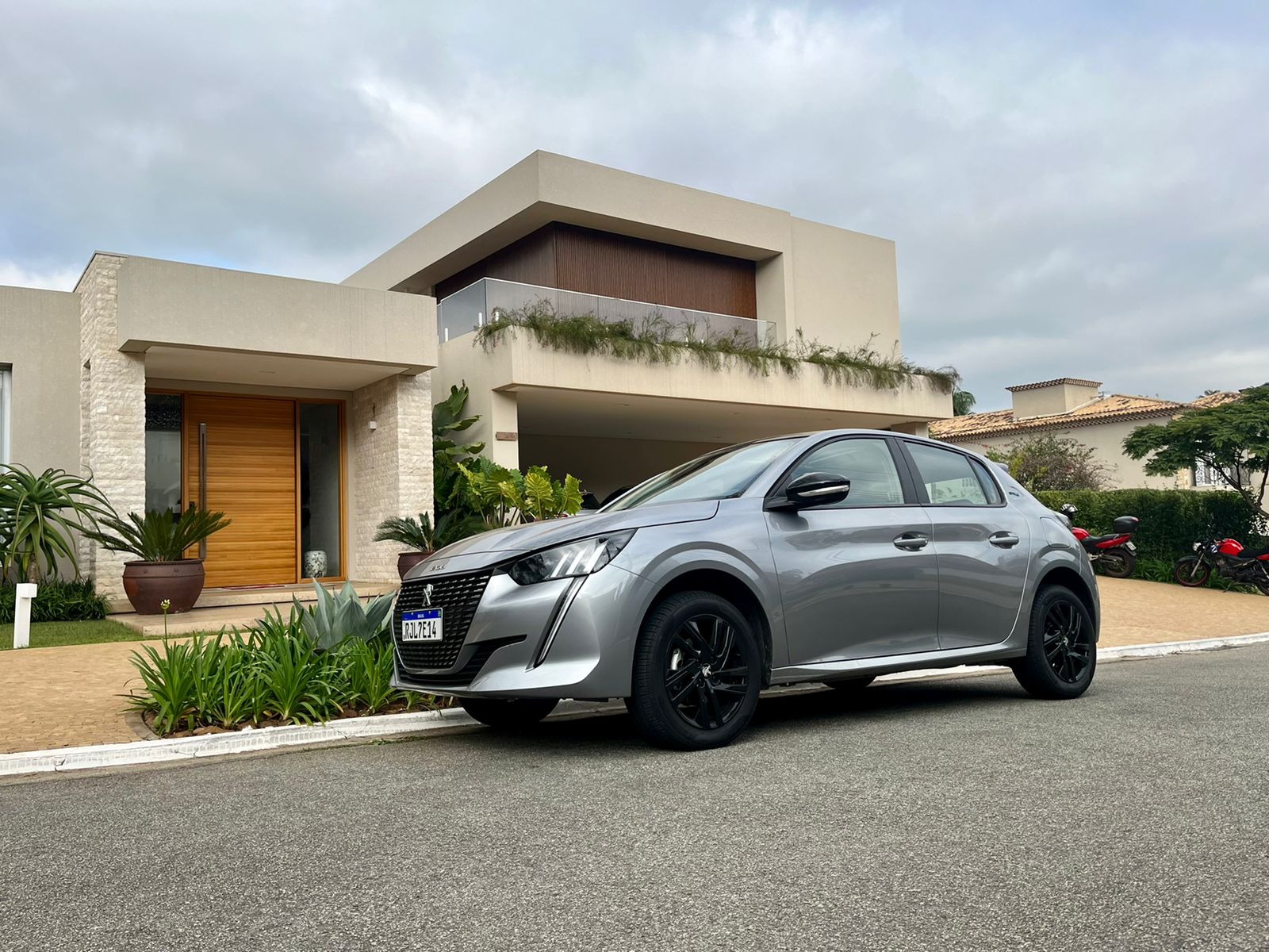 Peugeot 208 Style Frente