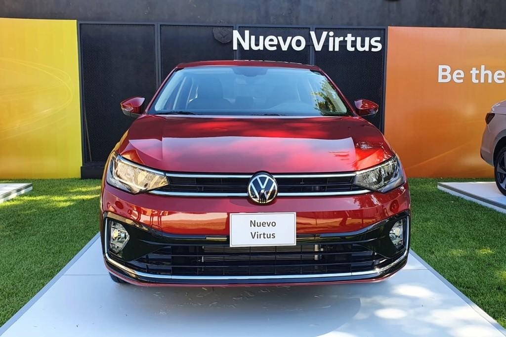 Polo e Virtus 1.6 agora têm opção de câmbio automático