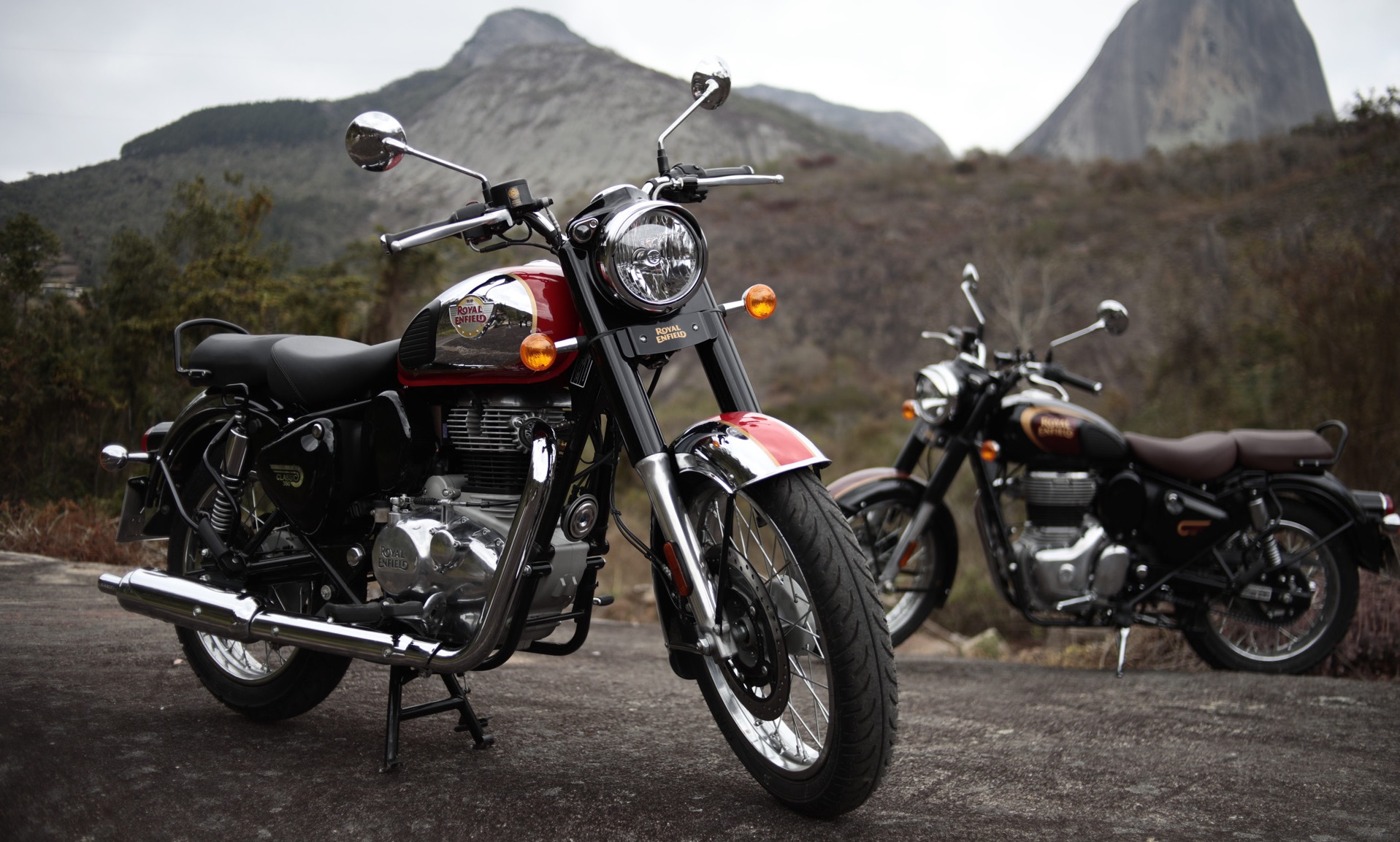 Royal Enfield Classic 350 Movimento (4)