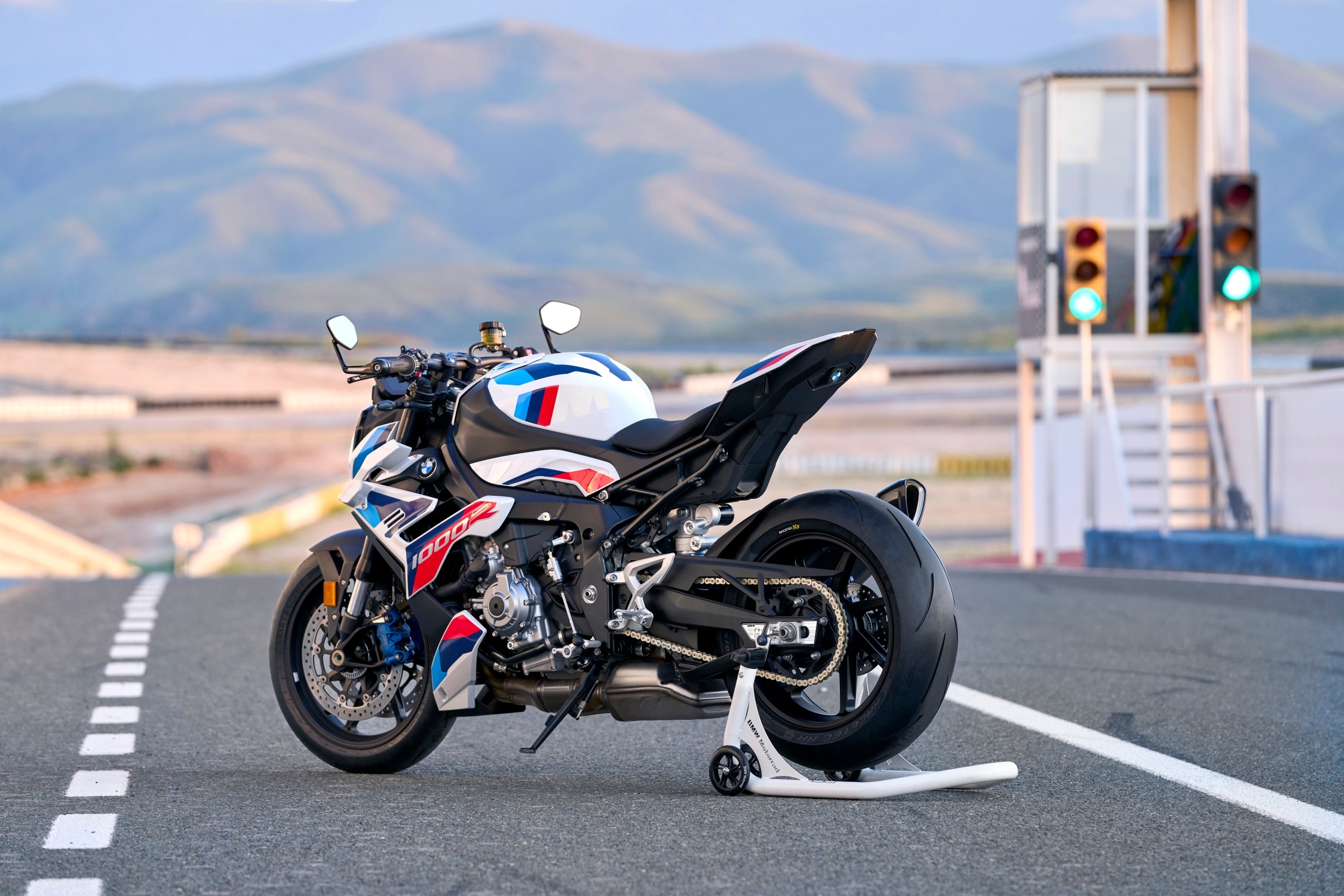 Bmw M 1000 R 5