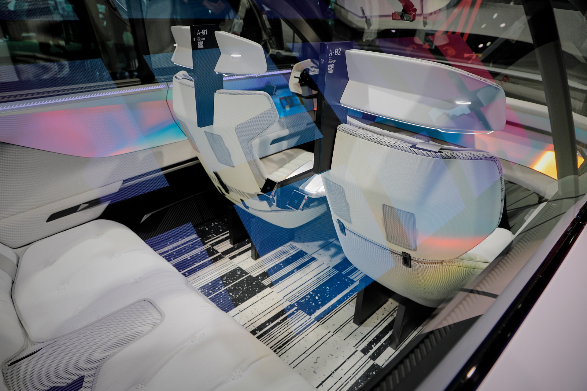 Conceito da Renault mostrado no Salão de Paris