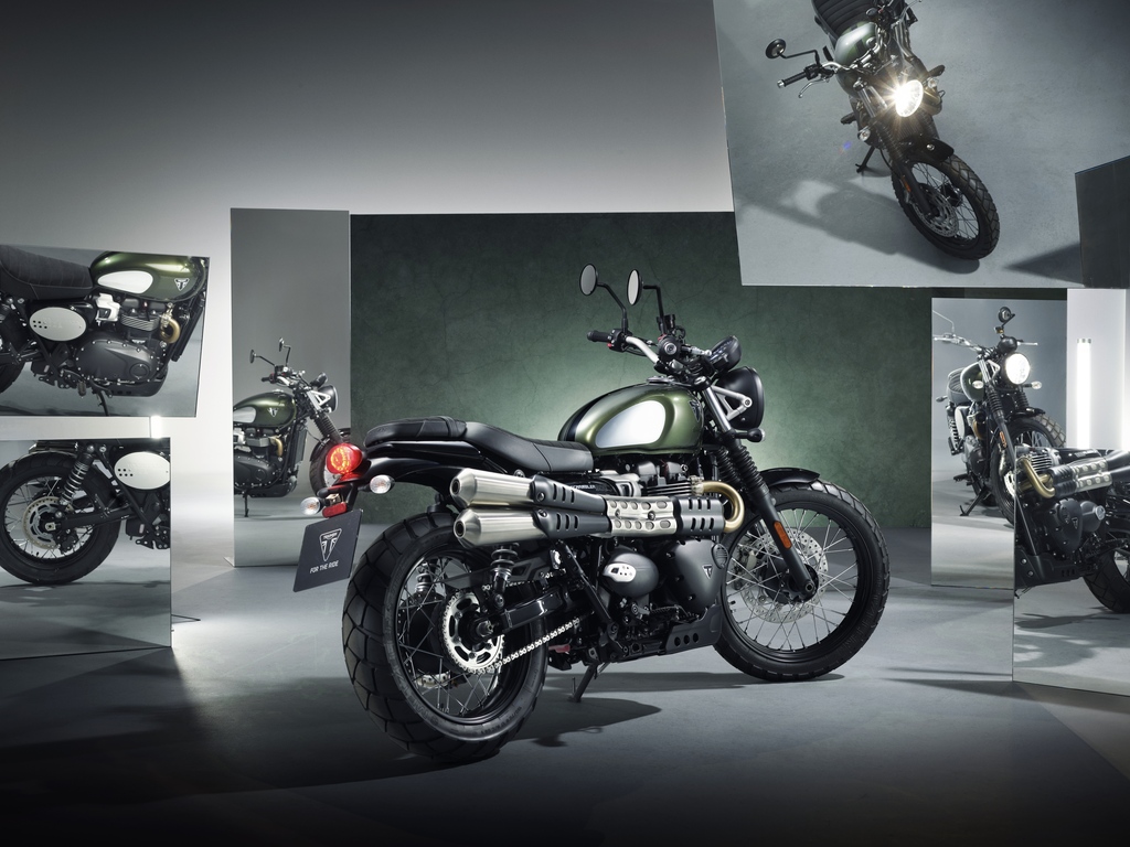 My23 Scrambler 900 Chrome Edition Hero
