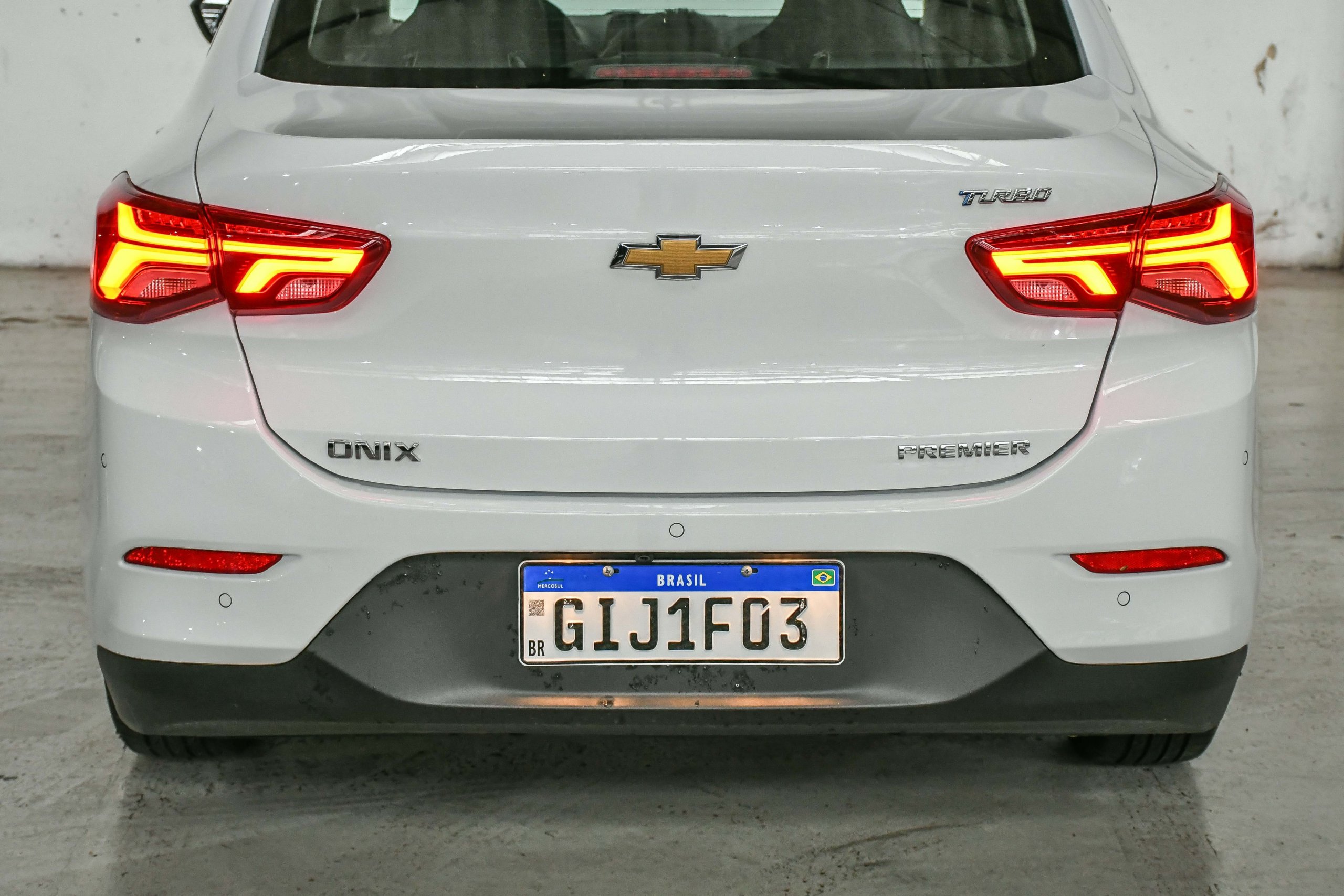 Hyundai HB20S vs. Chevrolet Onix Plus: sedãs, mas diferentes