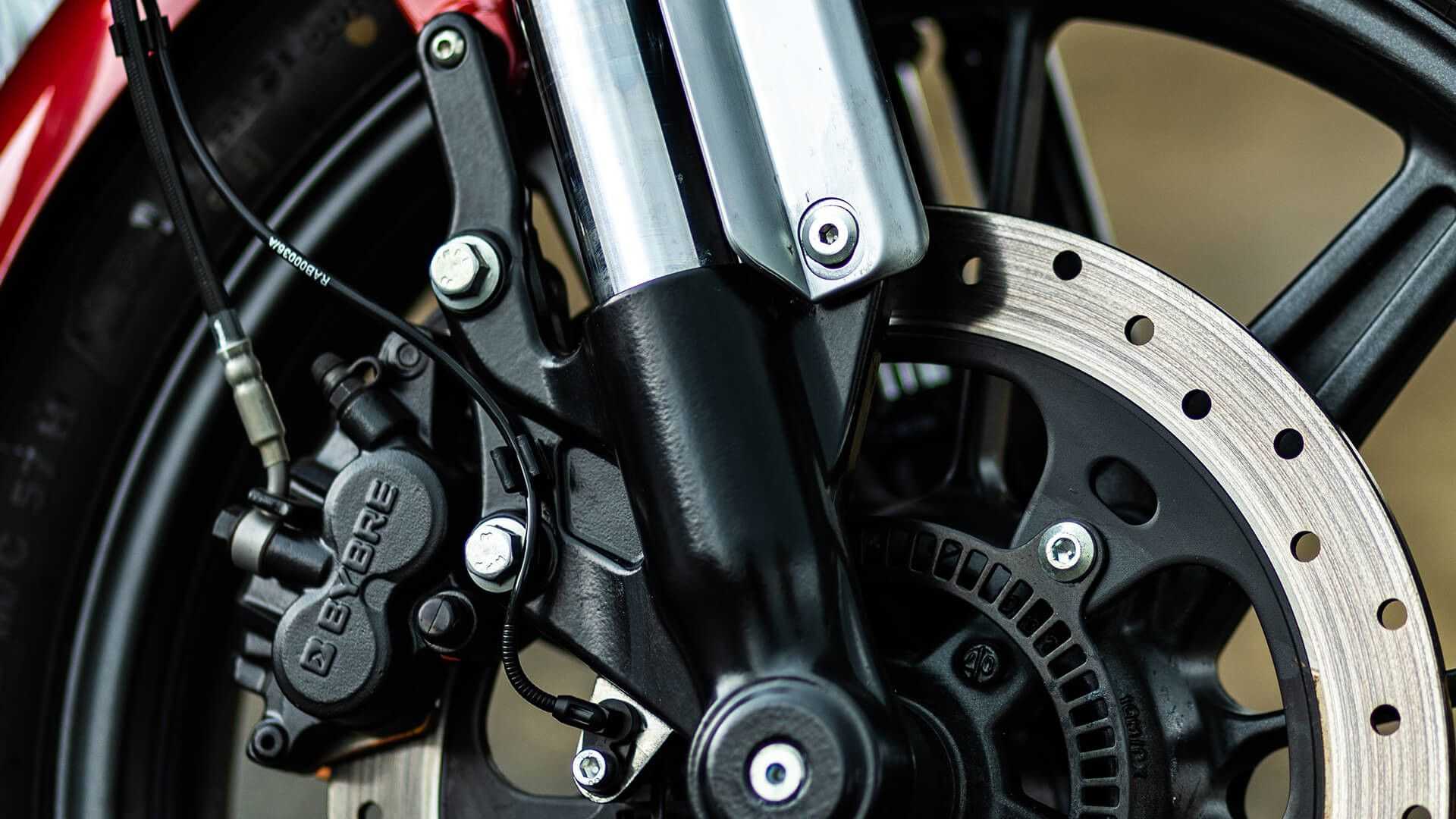 Royal Enfield Super Meteor 650 (6)