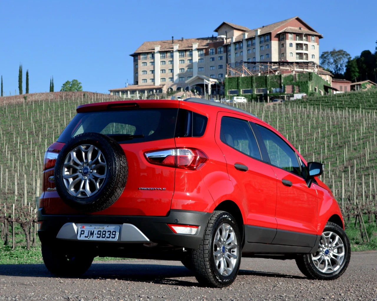 Ford Ecosport 2015 01