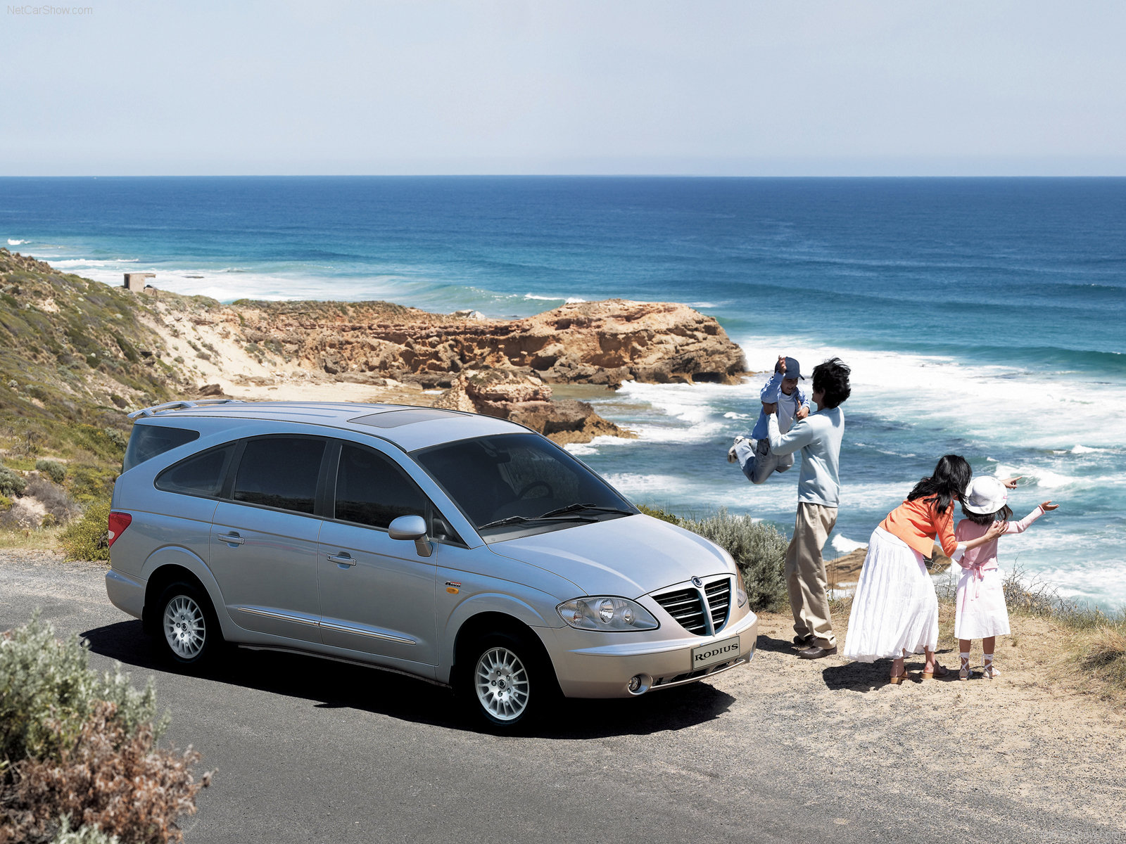 Ssangyong Rodius 2004 1600 04