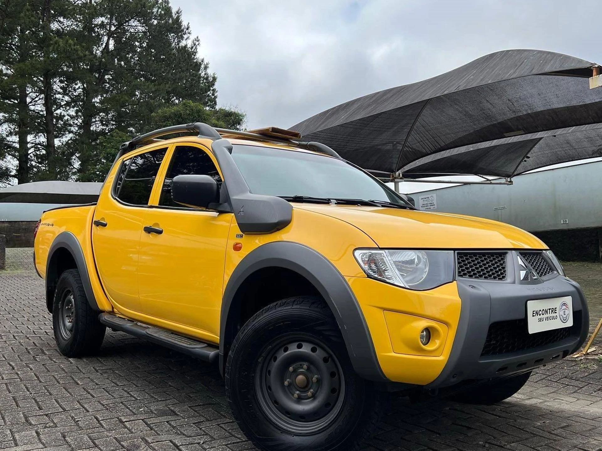 Mitsubishi L200 Savana 3.2 4x4 16v Turbo Intercooler Diesel 4p Manual Wmimagem09584418828