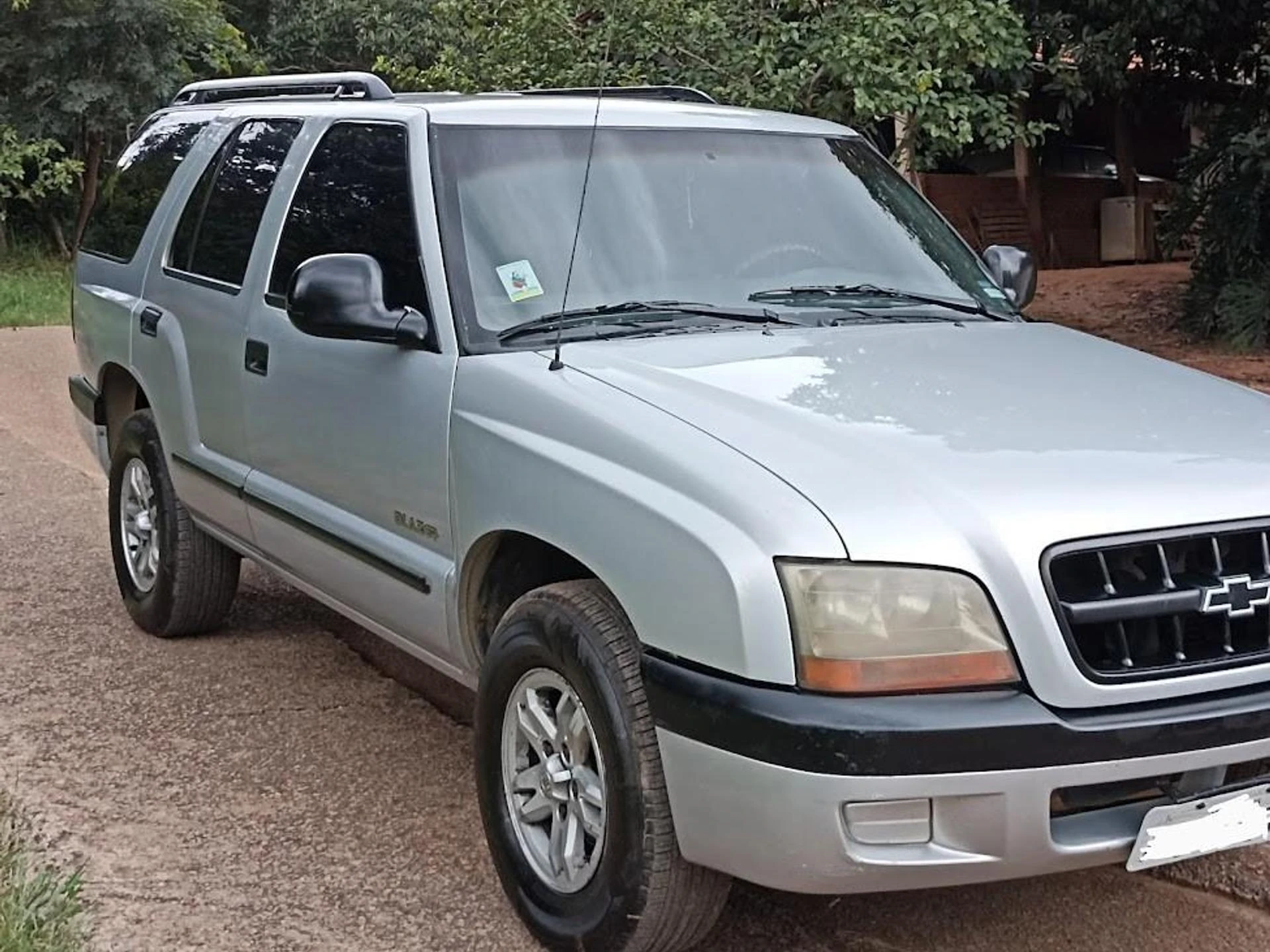 Chevrolet Blazer 2.4 Mpfi St 4x2 8v Gasolina 4p Manual Wmimagem11001096770