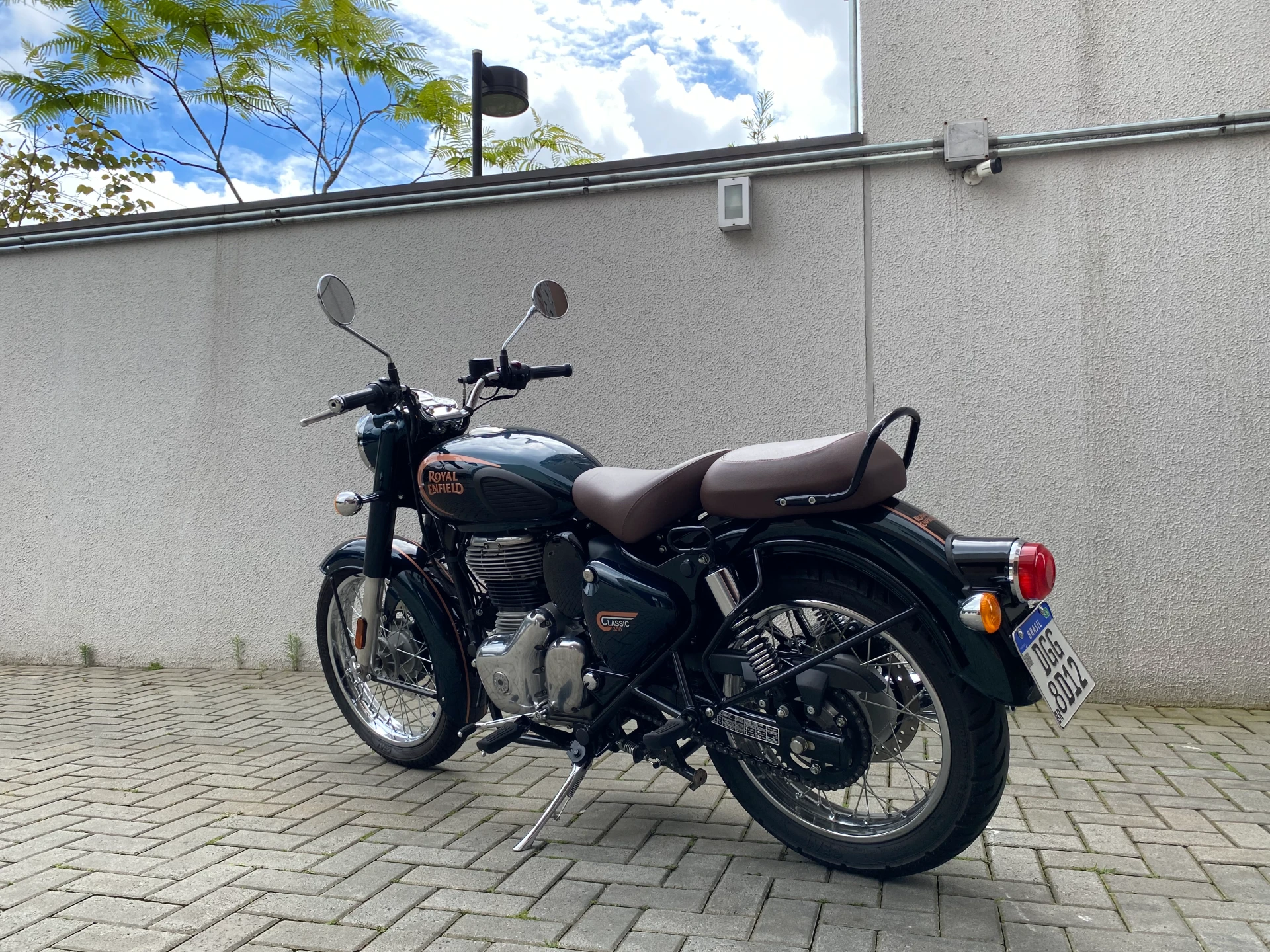 Royal Enfield Classic 350 13