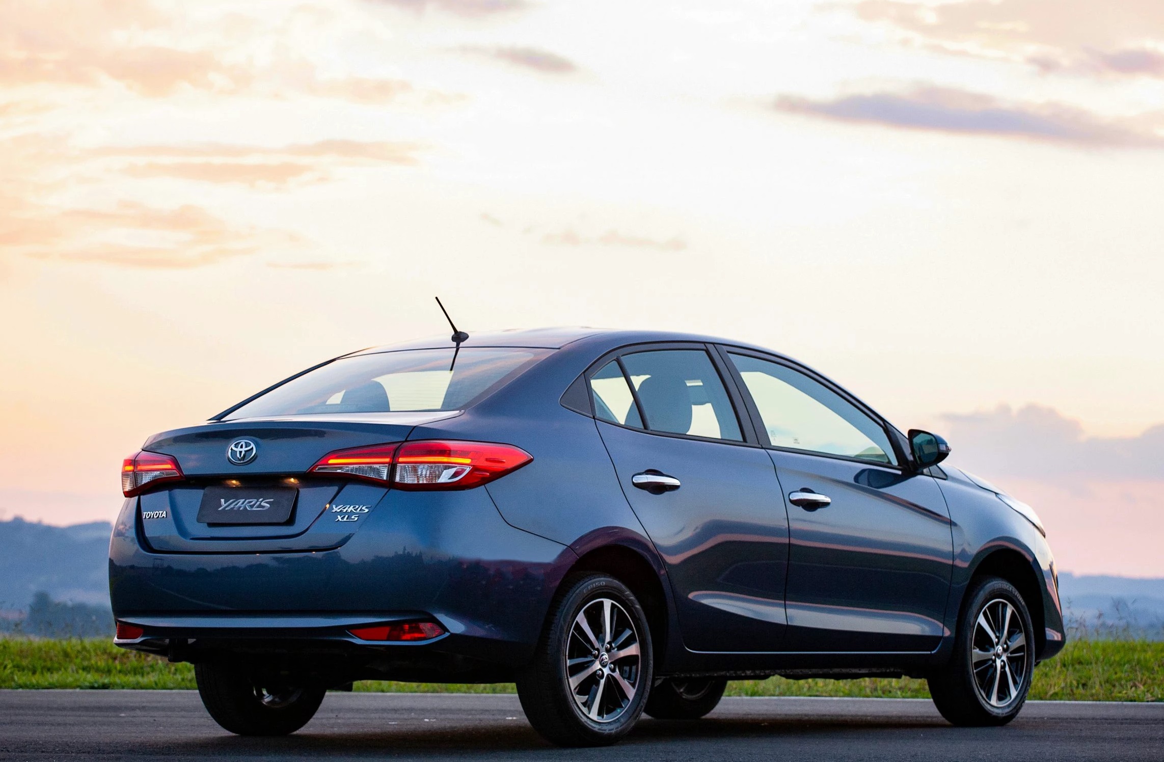 Toyota Yaris Xls Sedã 1