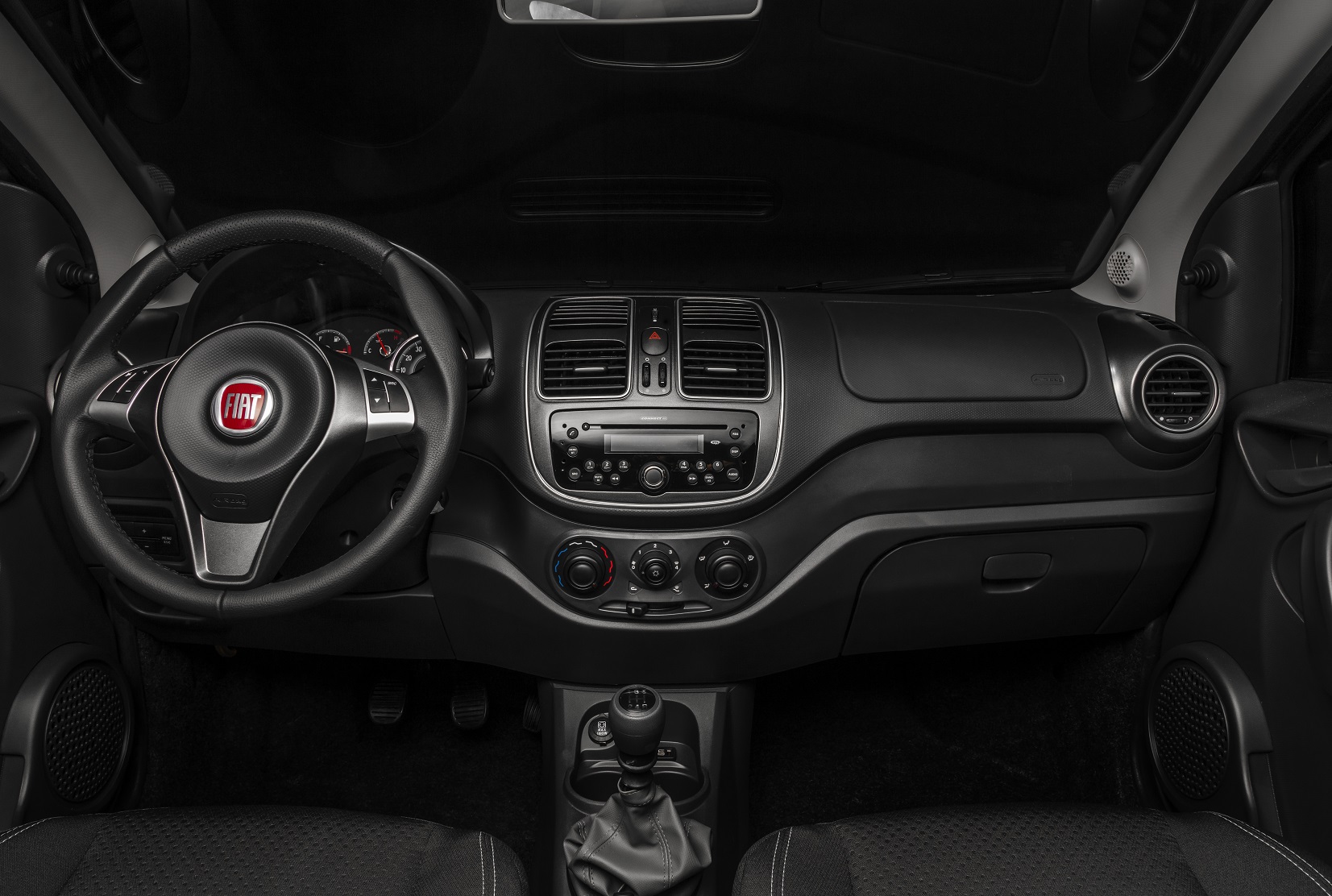 Fiat Grand Siena (5)