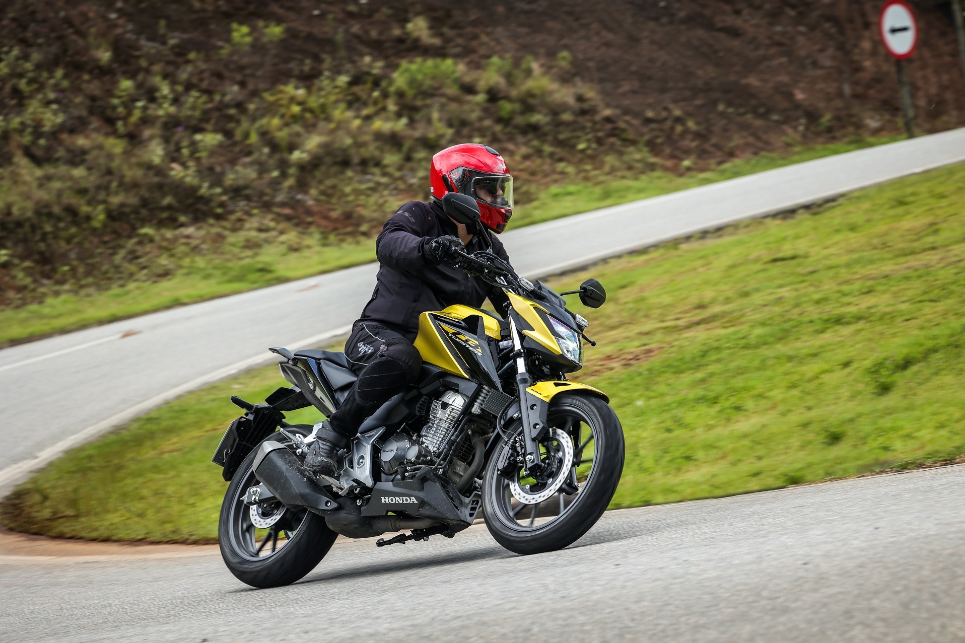 hero honda cb twister