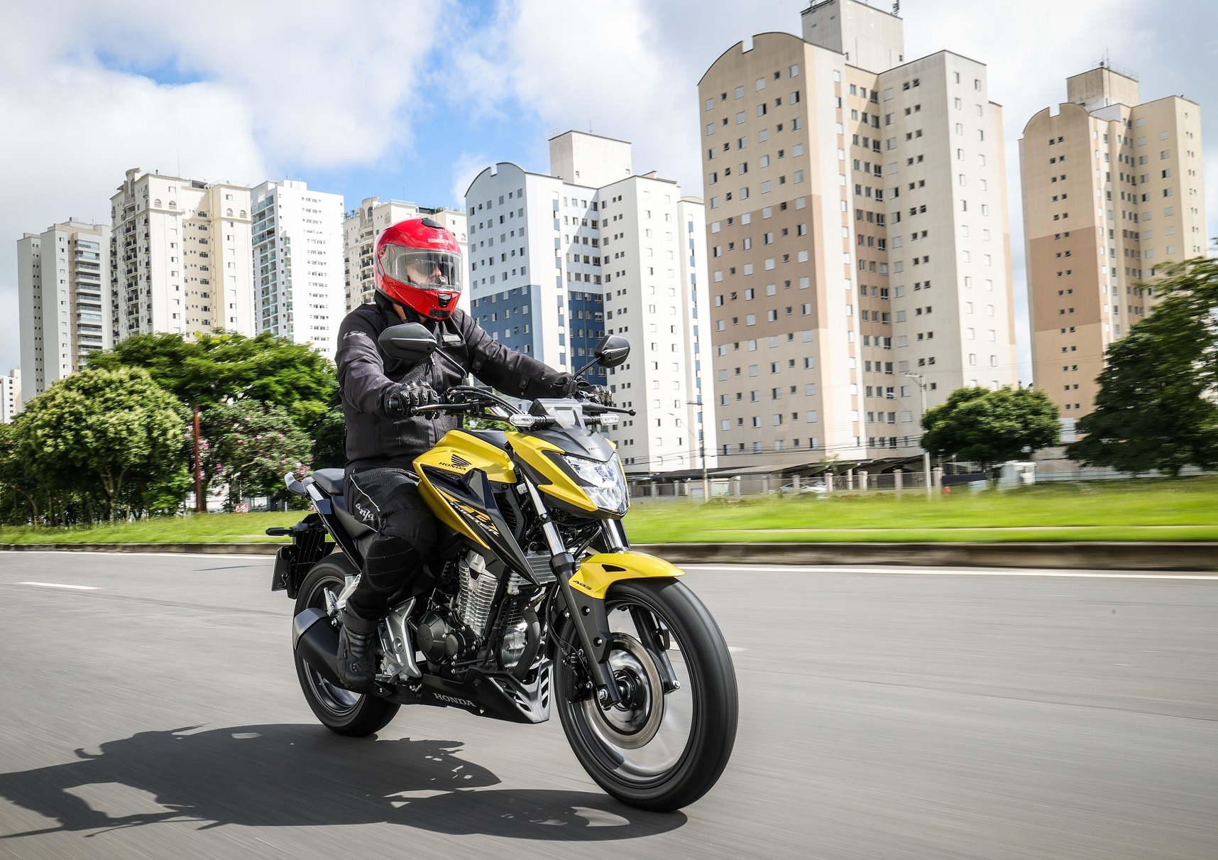 Honda Cb 300f Twister 2023 (25) 25 11zon