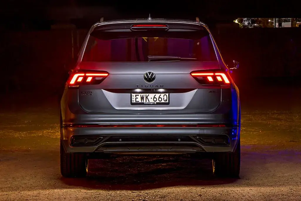 2023 Vw Tiguan Allspace Monochrome 004