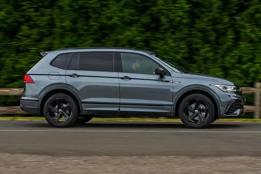 2023 Vw Tiguan Allspace Monochrome 023