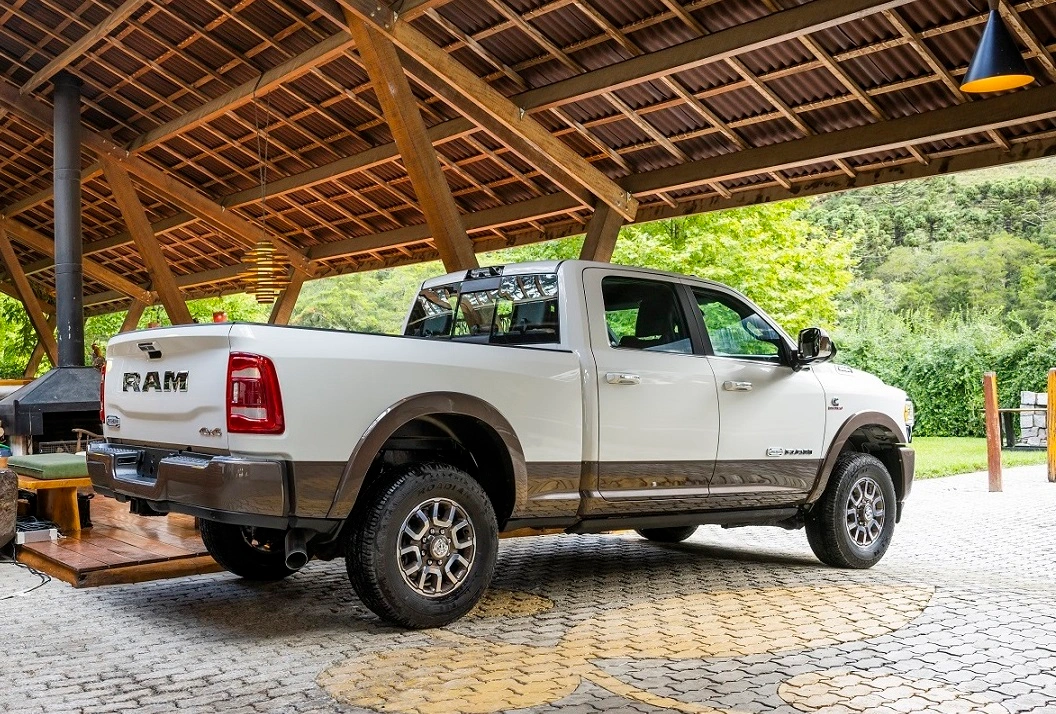 Ram 3500 Limited Longhorn 4