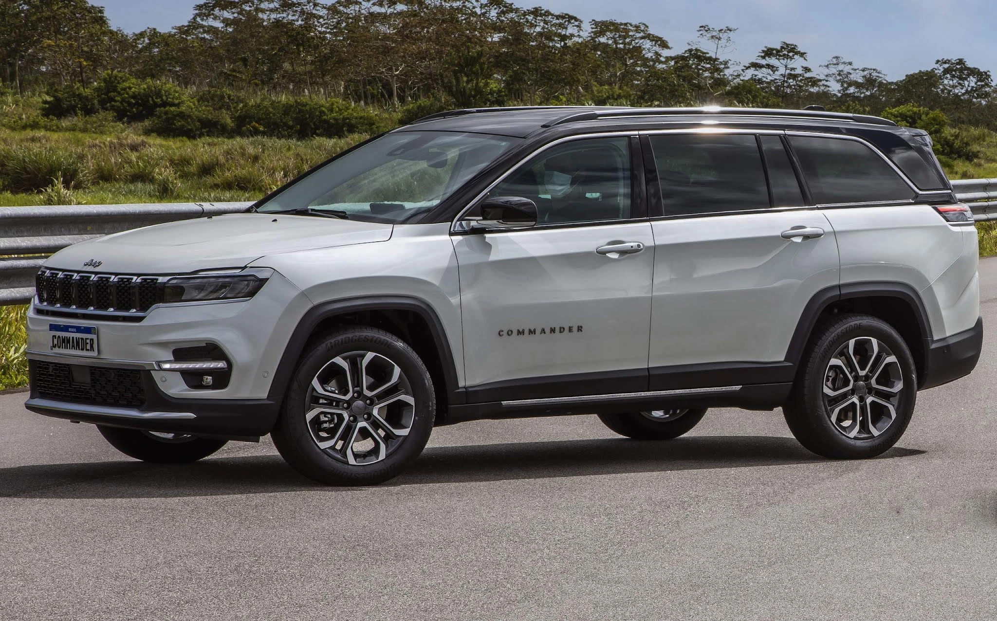 Jeep Commander 2023 tem aumento nos preços Webmotors