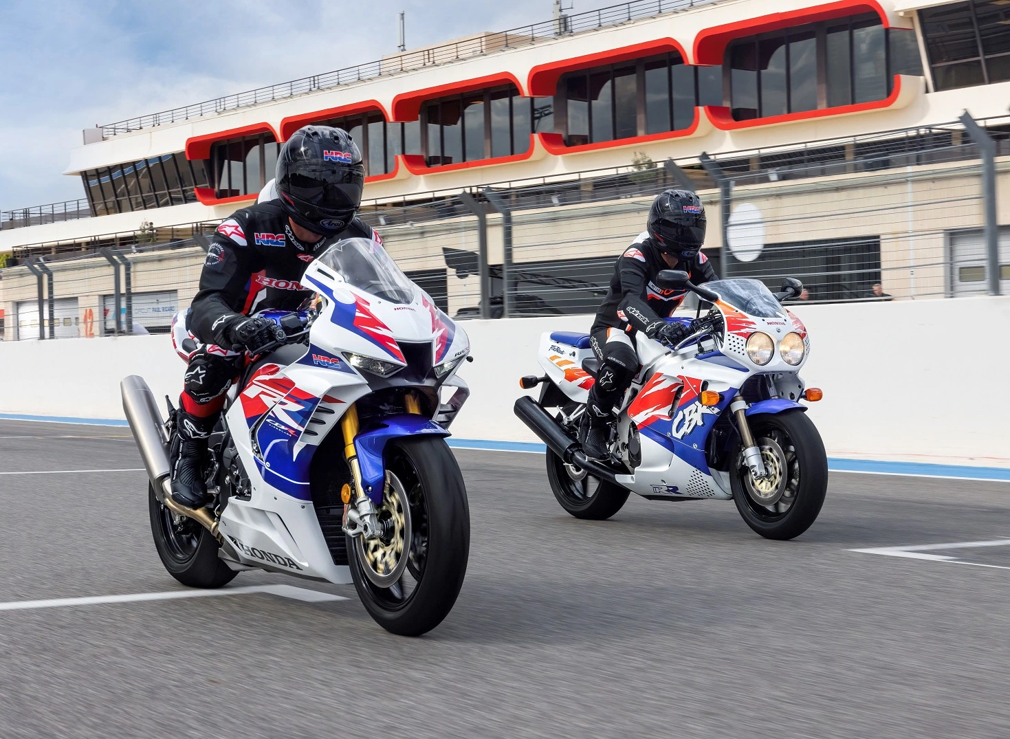 Honda Cbr 1000 Fireblade Rr R 30th Anniversary 1