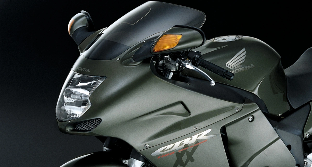 Honda Cbr 1000xx Super Blackbird (7)