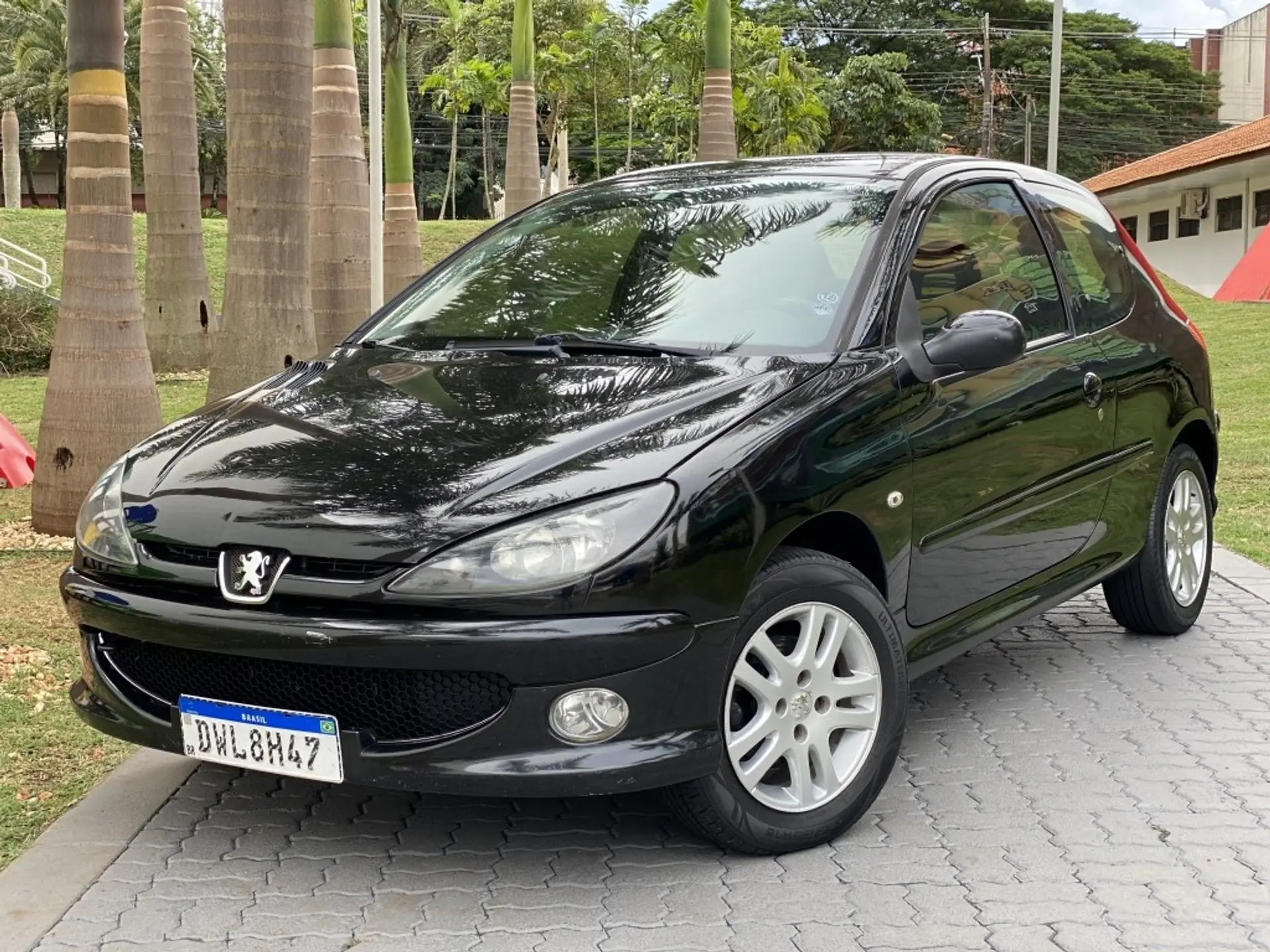 Peugeot 206 hatch duas portas