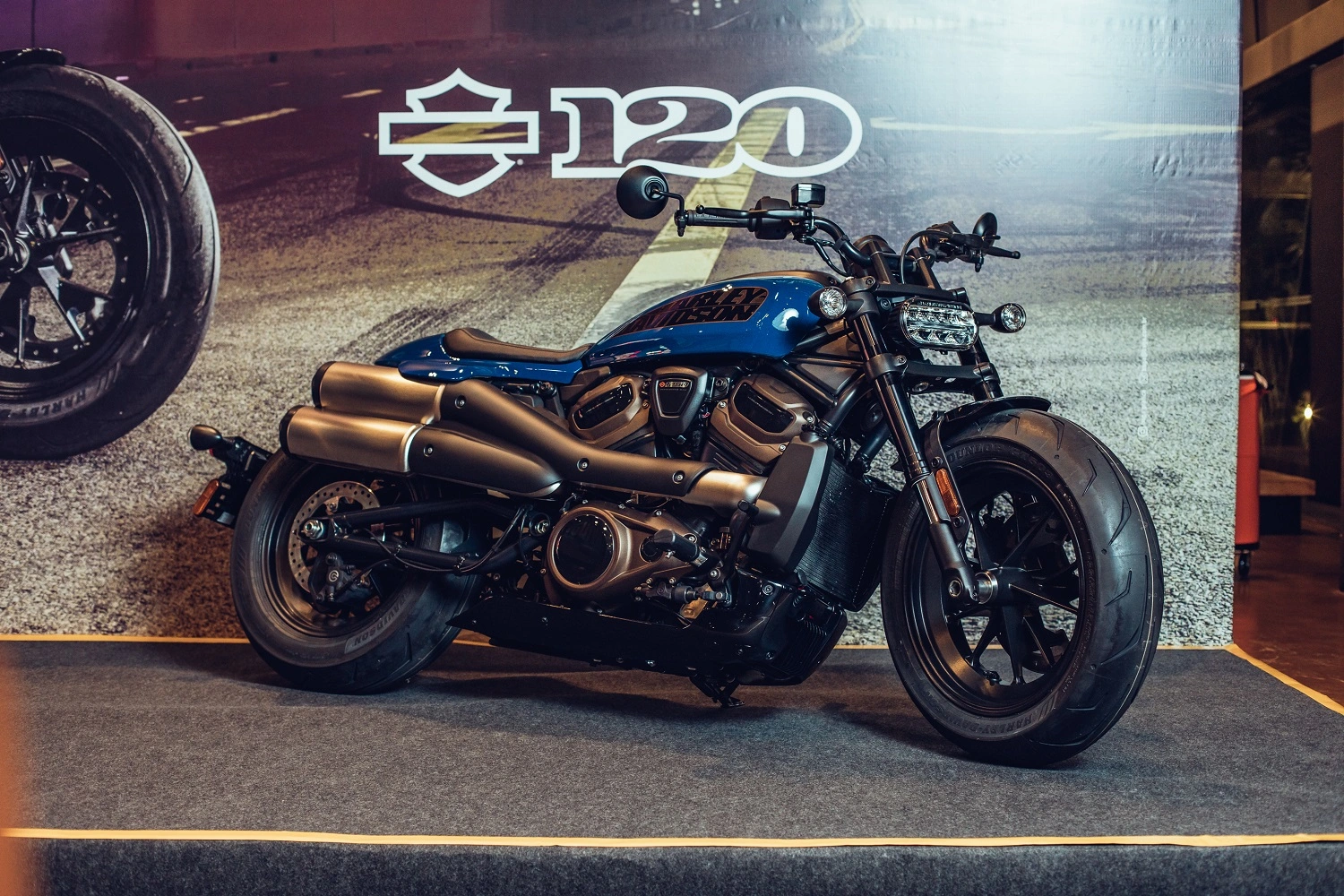 Harley-Davidson Sportster S 2023 chega ao Brasil por R$ 125.900